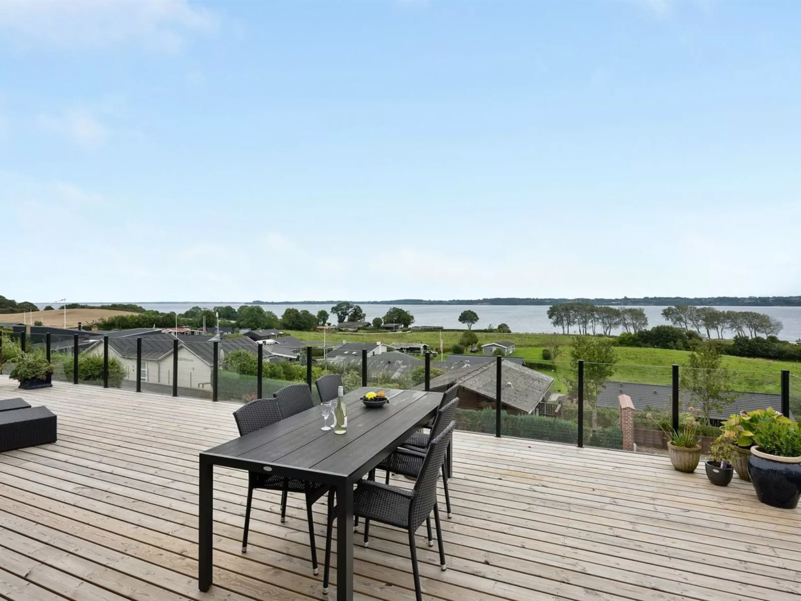 "Karli" - 330m to the fjord-Outside