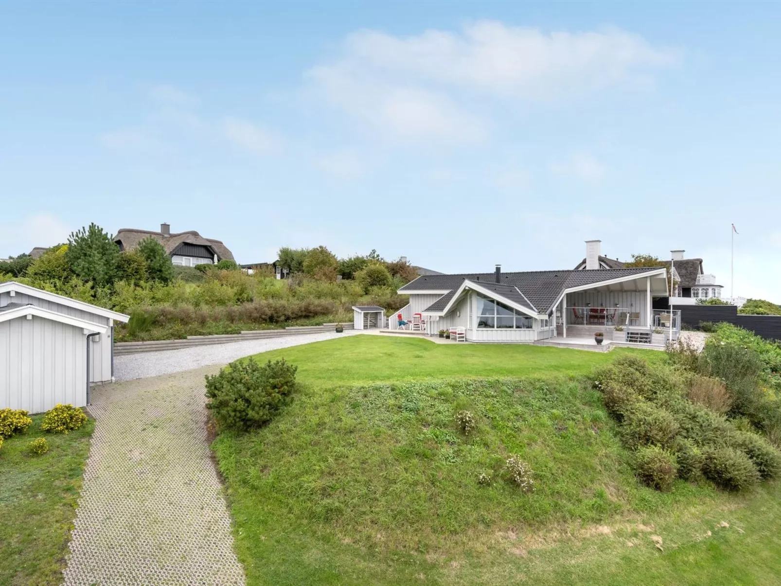 "Eilen" - 250m from the sea-Outside