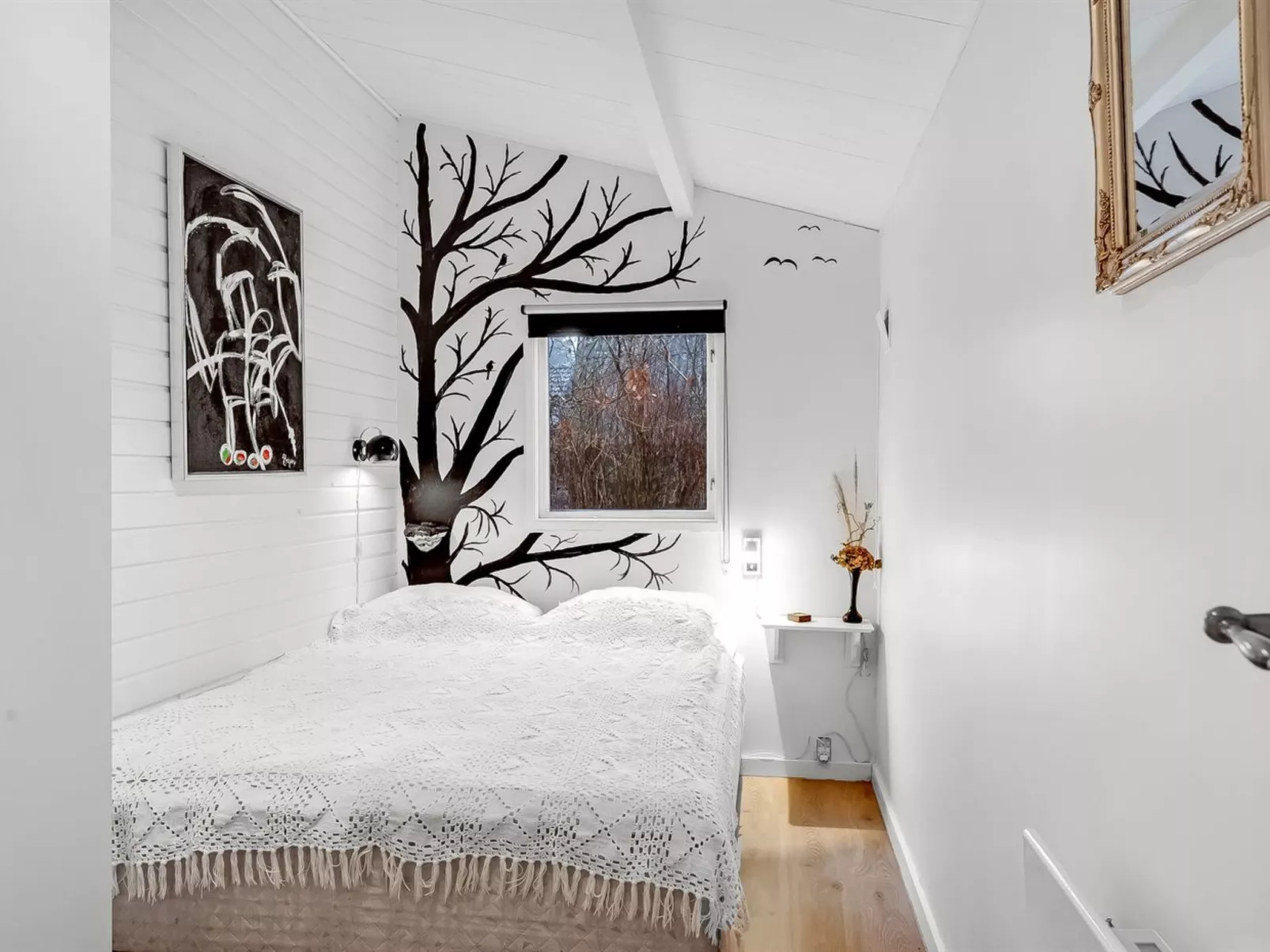 "Staffan" - 200m to the fjord-Drinnen