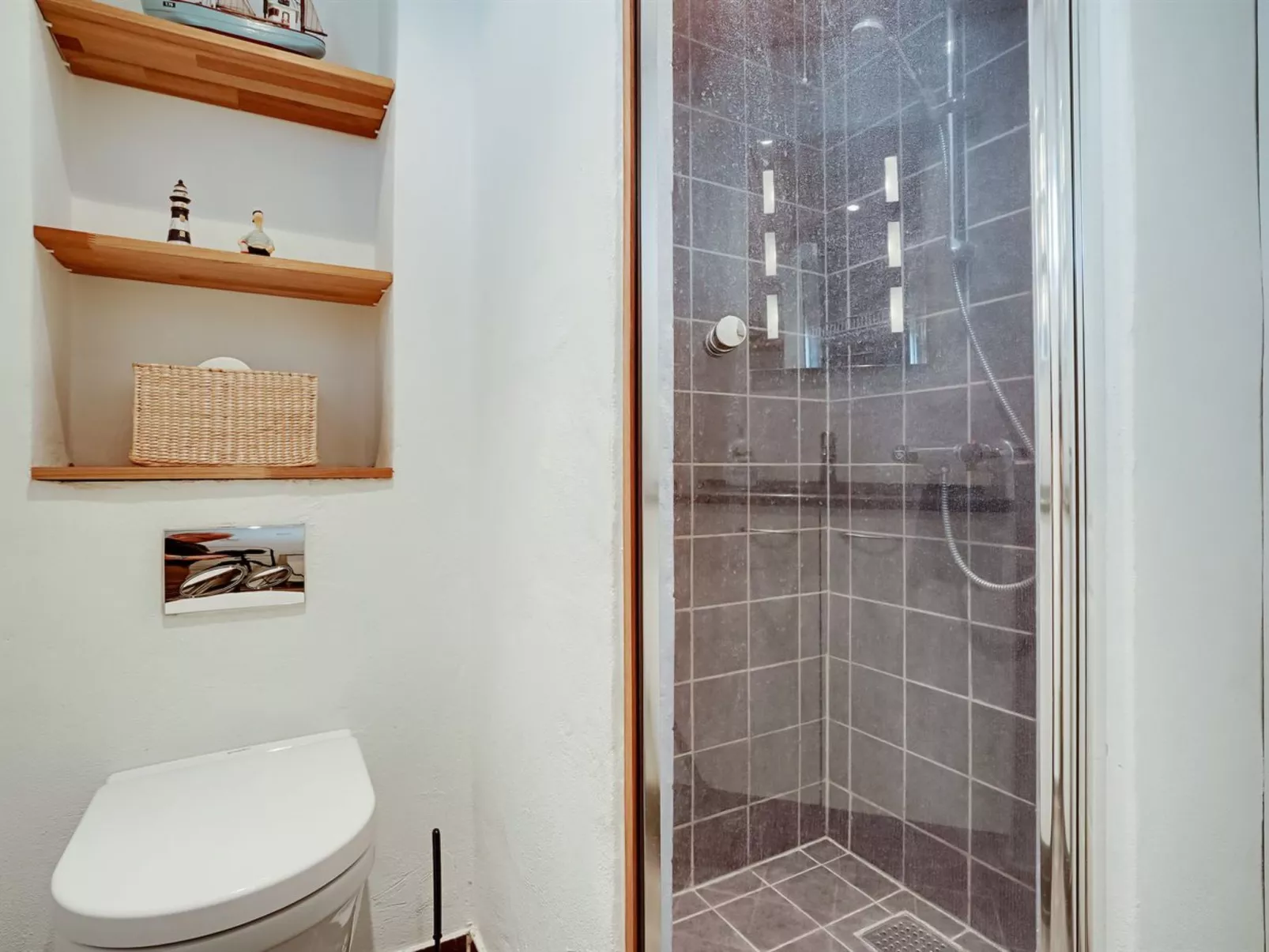 "Snioulf" - 1km from the sea-Dedans