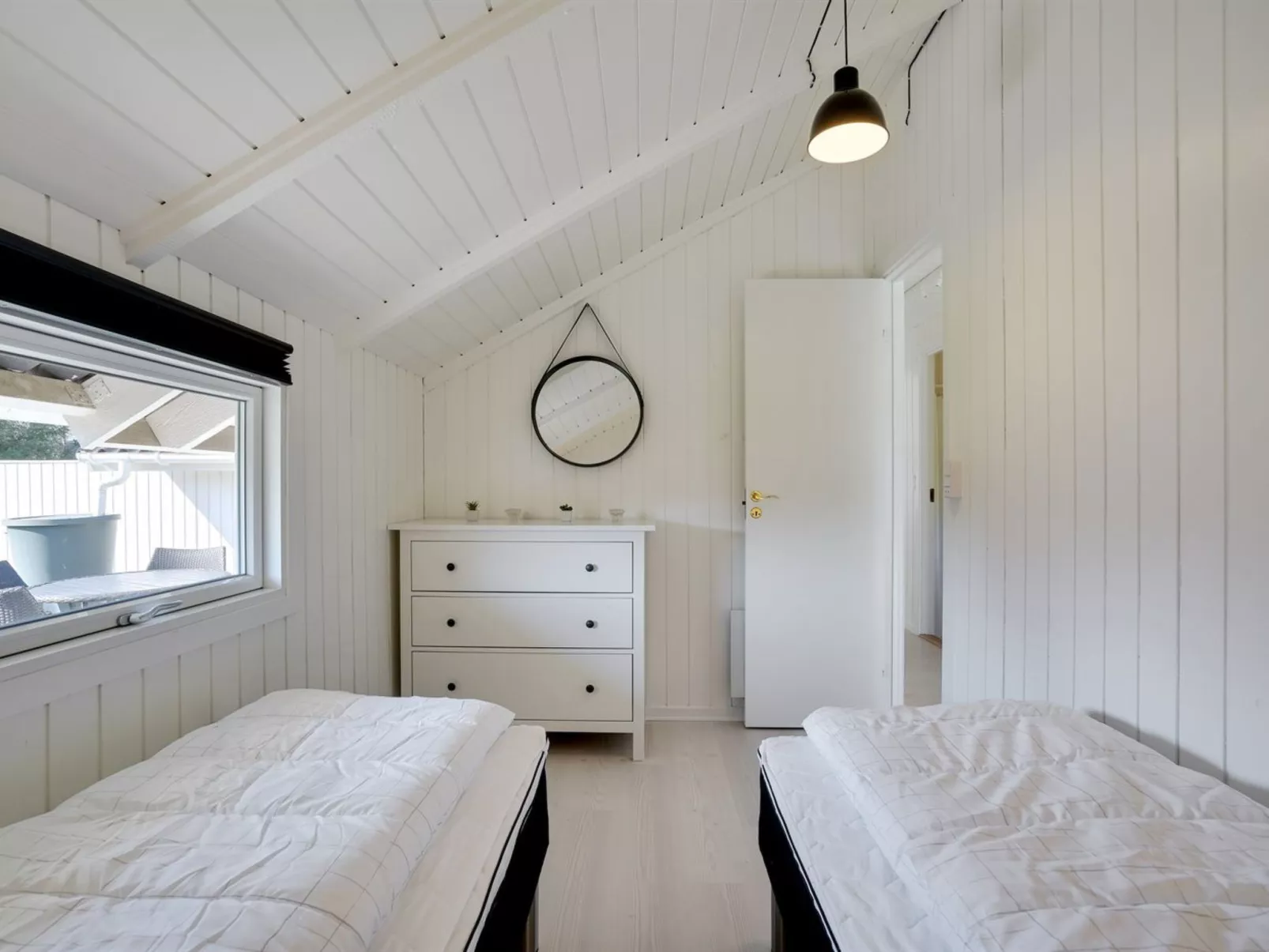 "Edvardsine" - 12km from the sea-Inside