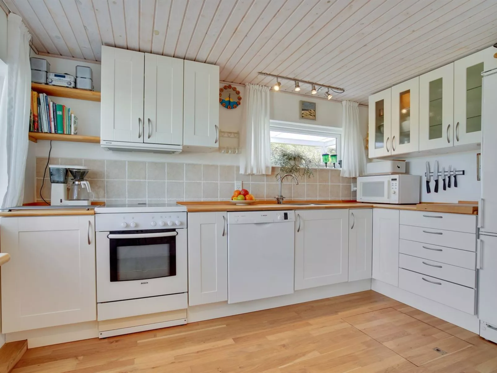 "Ecaterina" - 100m from the sea-Dedans