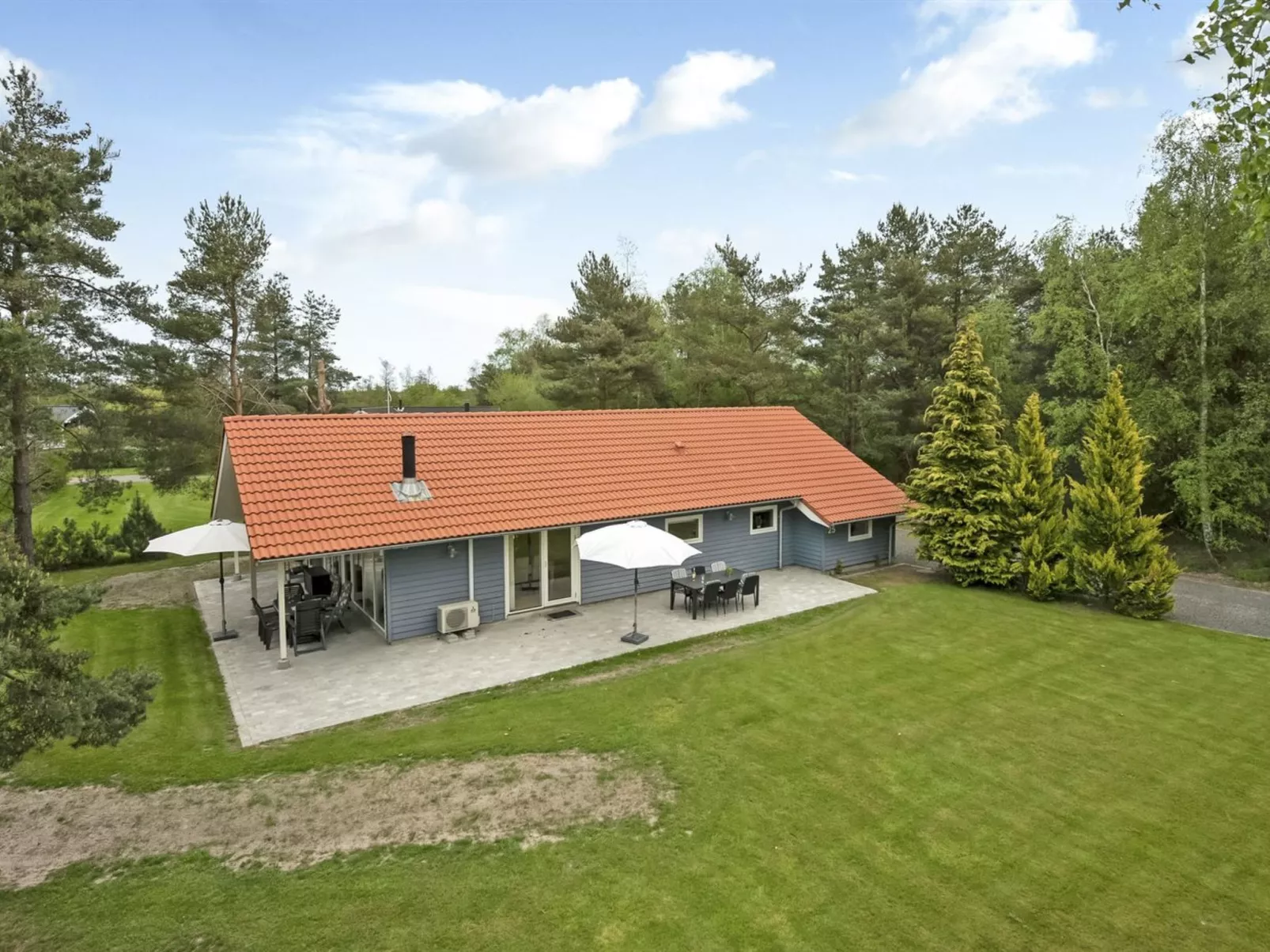 "Heraldina" - 800m from the sea-Outside