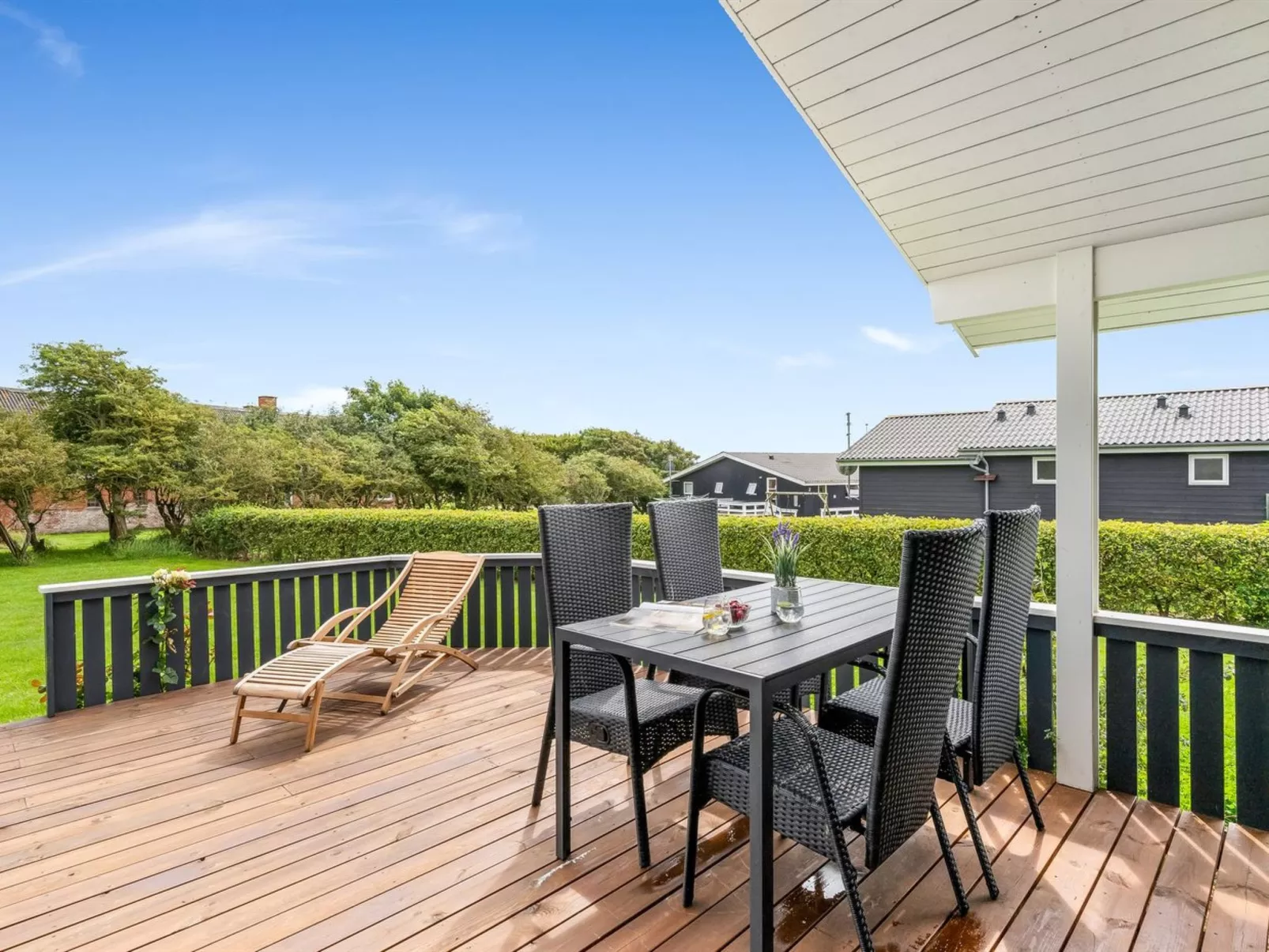 "Lucio" - 350m to the fjord-Outside