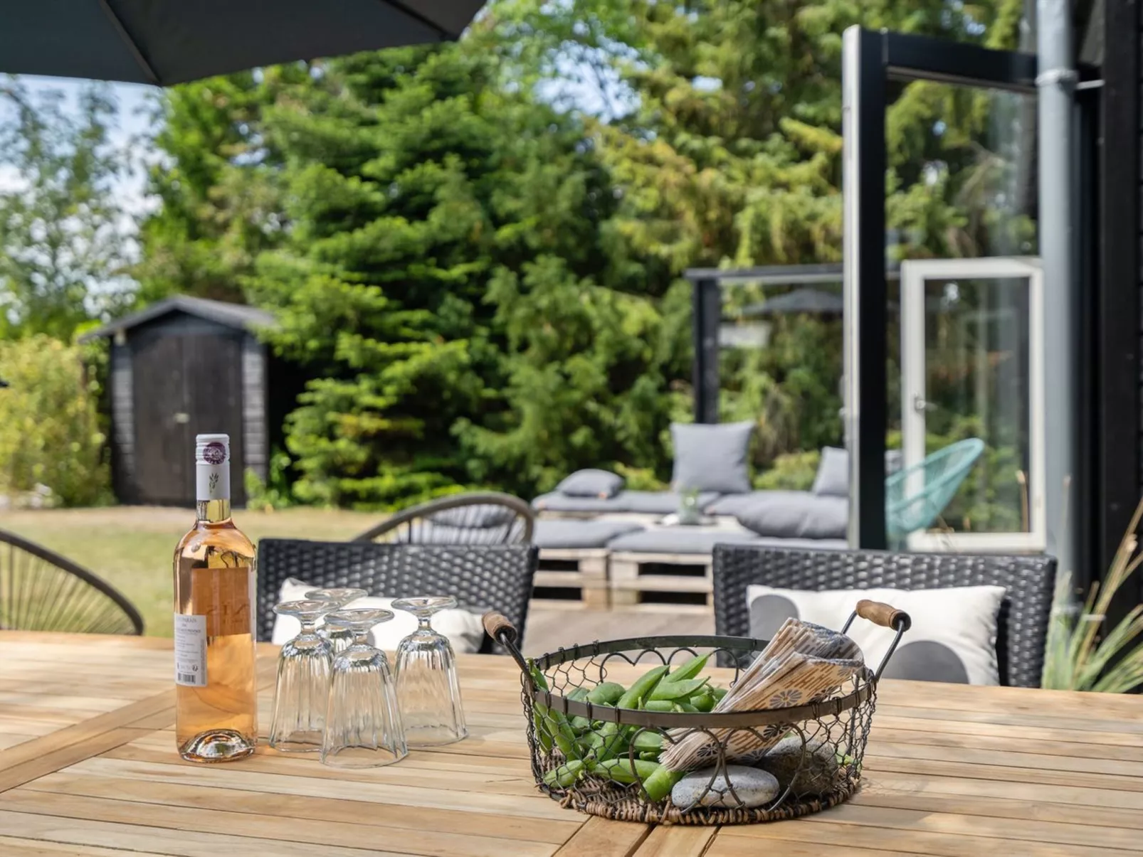 "Edin" - 400m from the sea-Outside