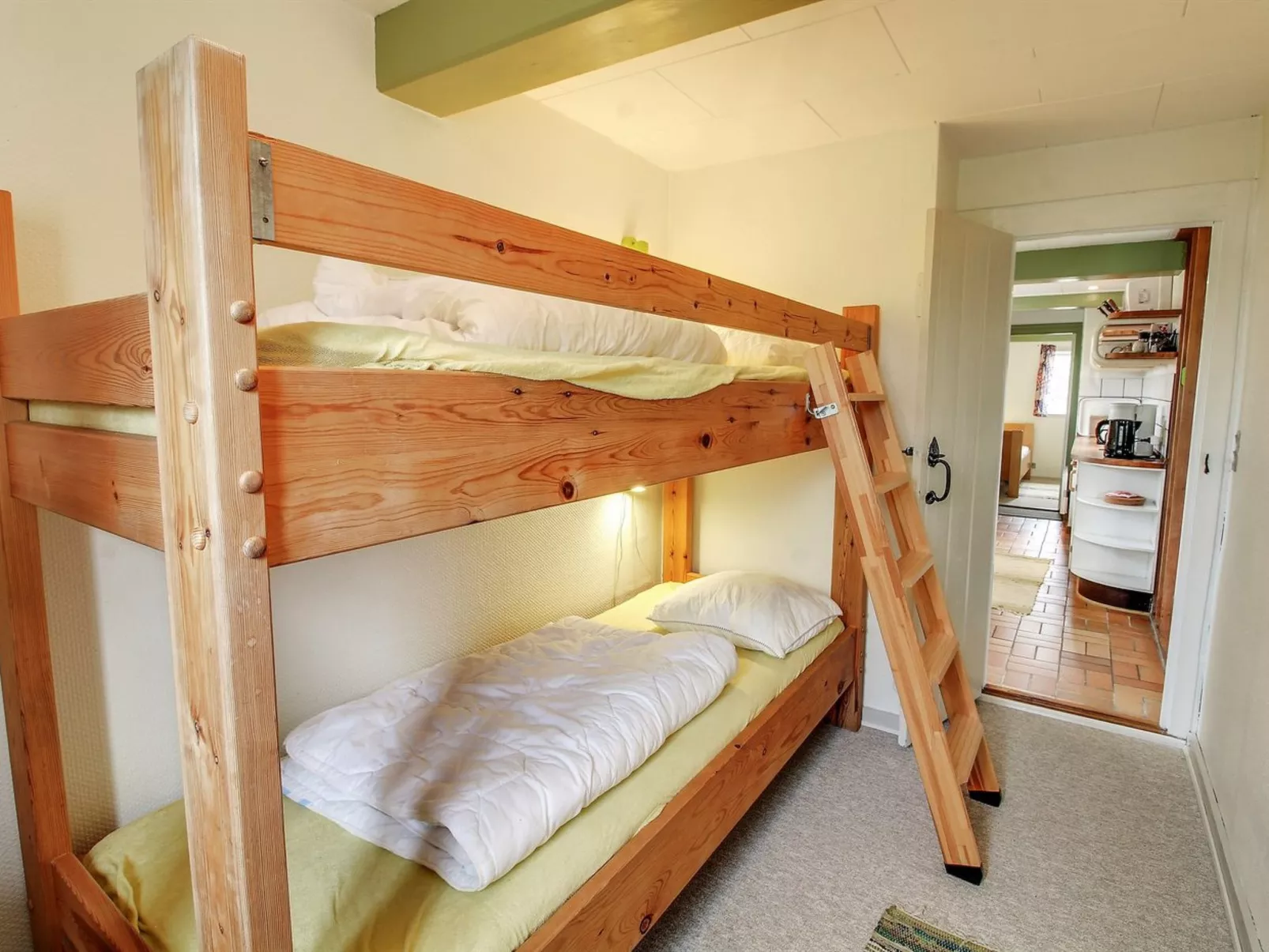 "Eduard" - 4.3km from the sea-Drinnen