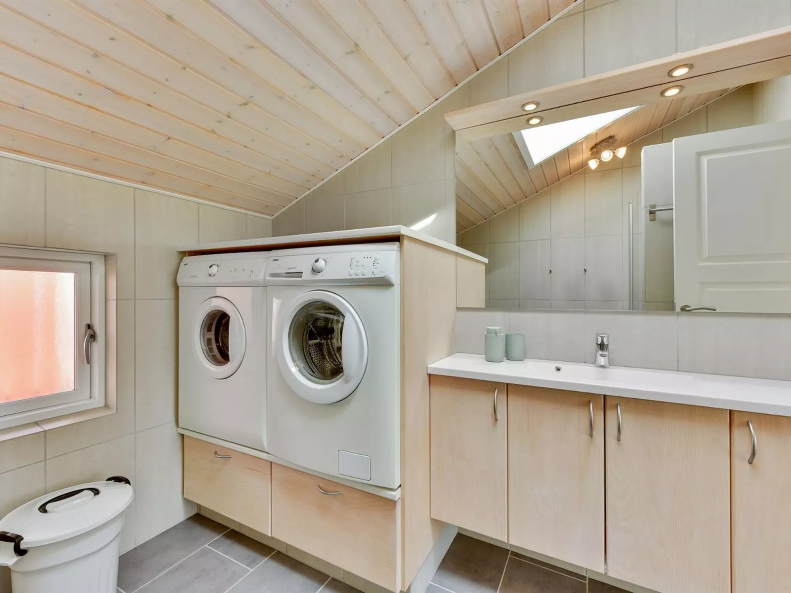 "Wienke" - 300m to the fjord-Dedans