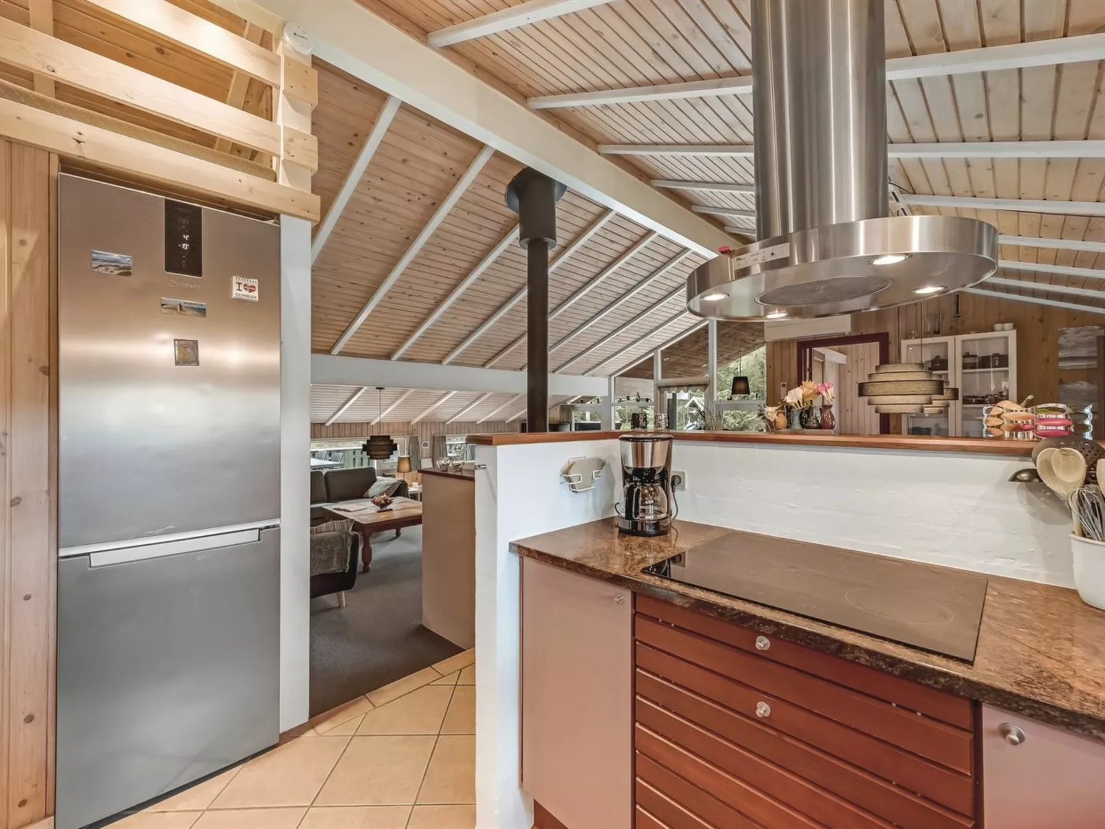 "Sunneva" - 1km from the sea-Drinnen