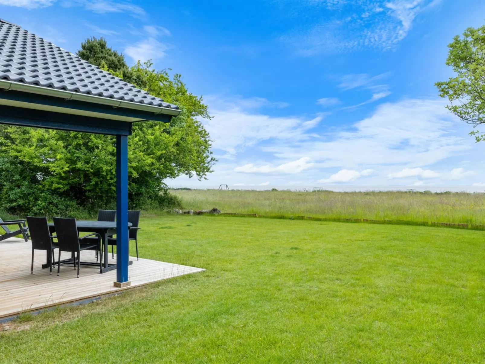 "Mato" - 100m from the sea-Outside