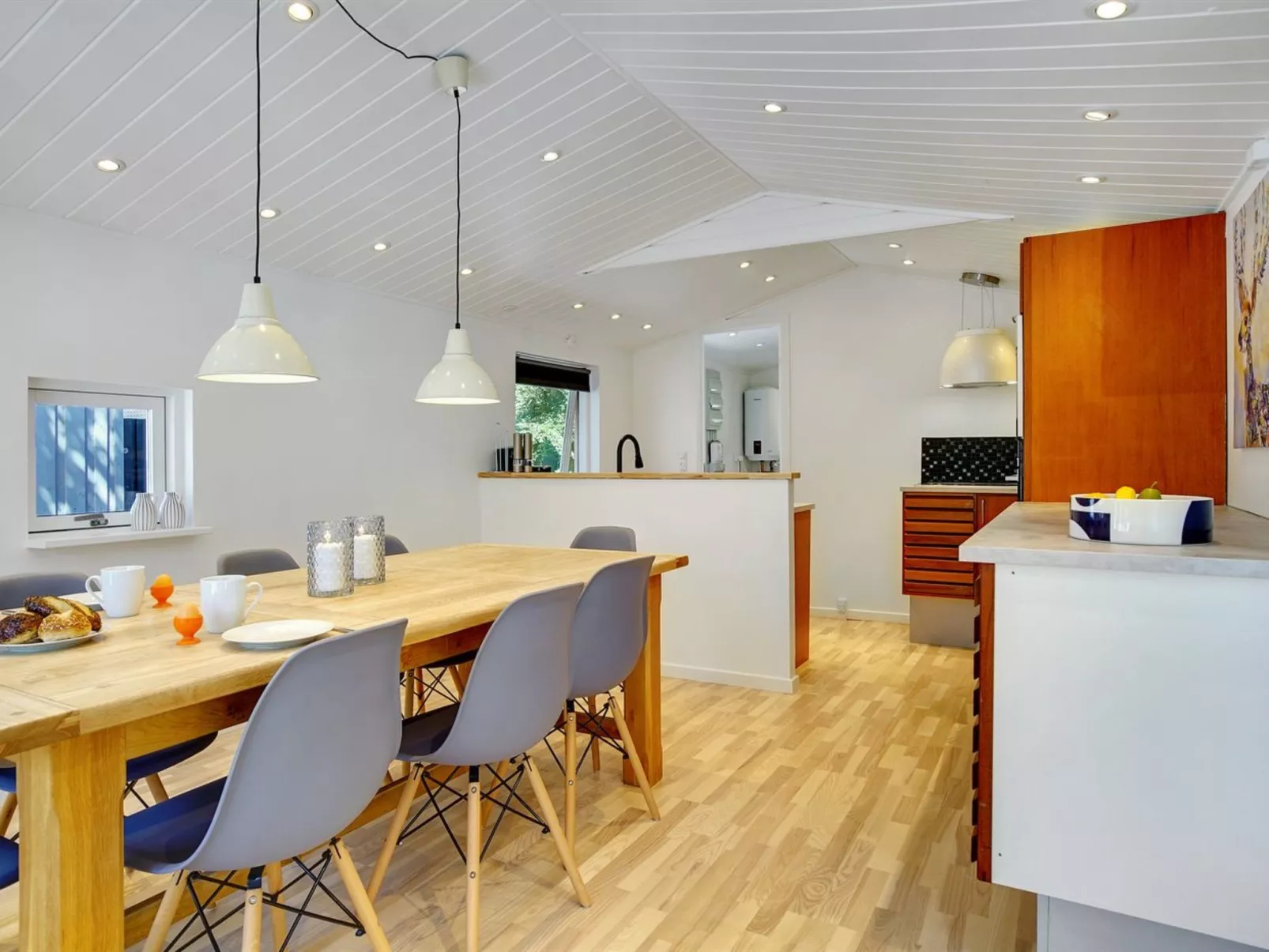 "Tannie" - 300m from the sea-Inside