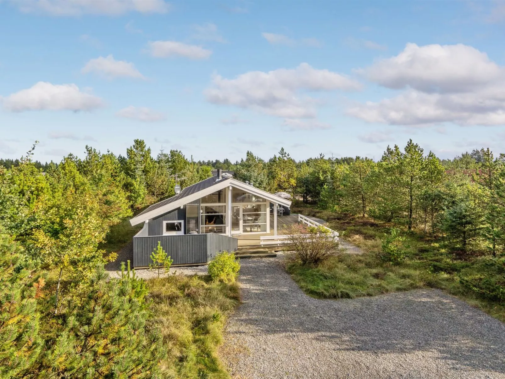 "Alethe" - 1km from the sea-Outside