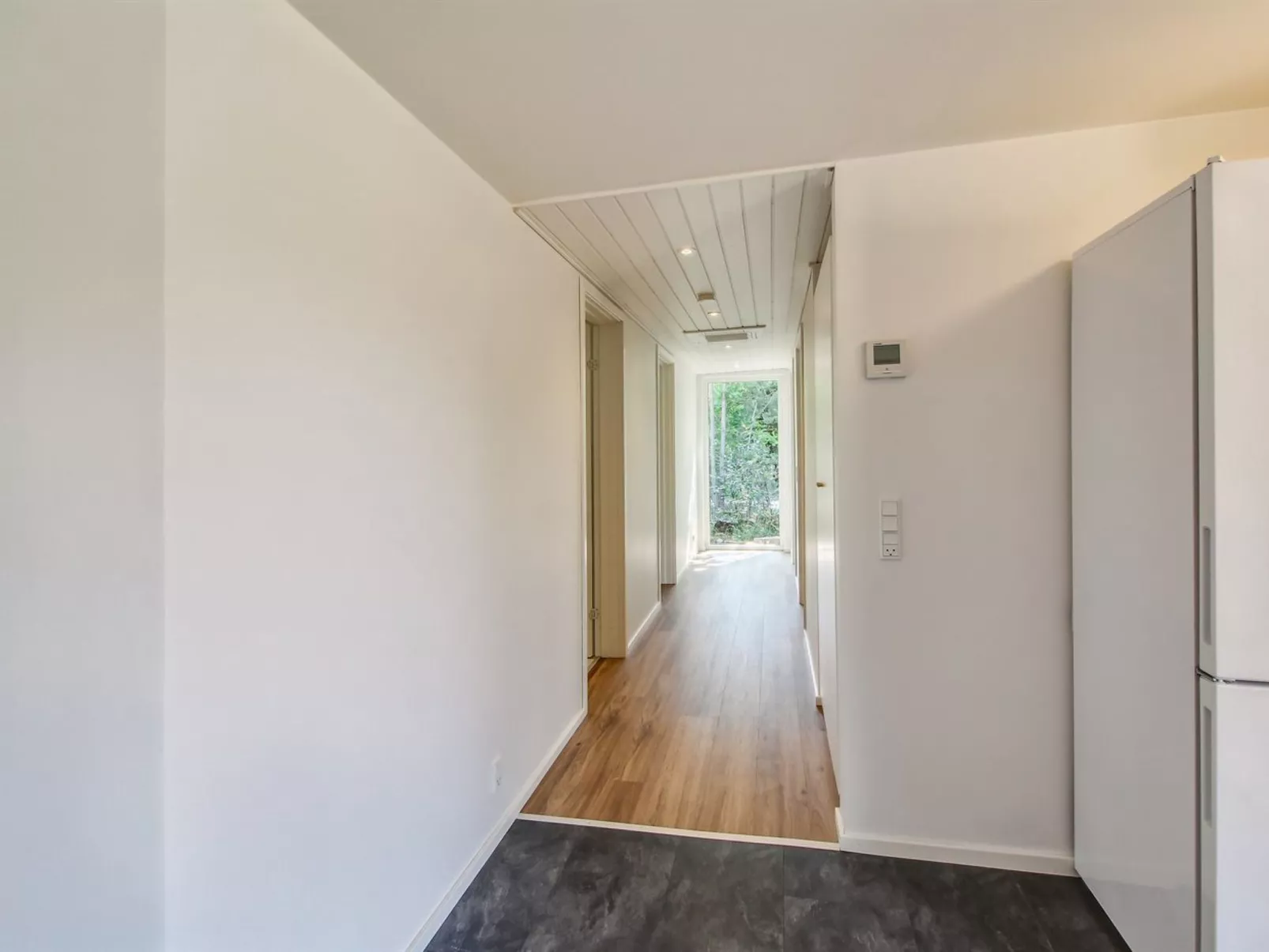 "Fot" - 7km from the sea-Inside