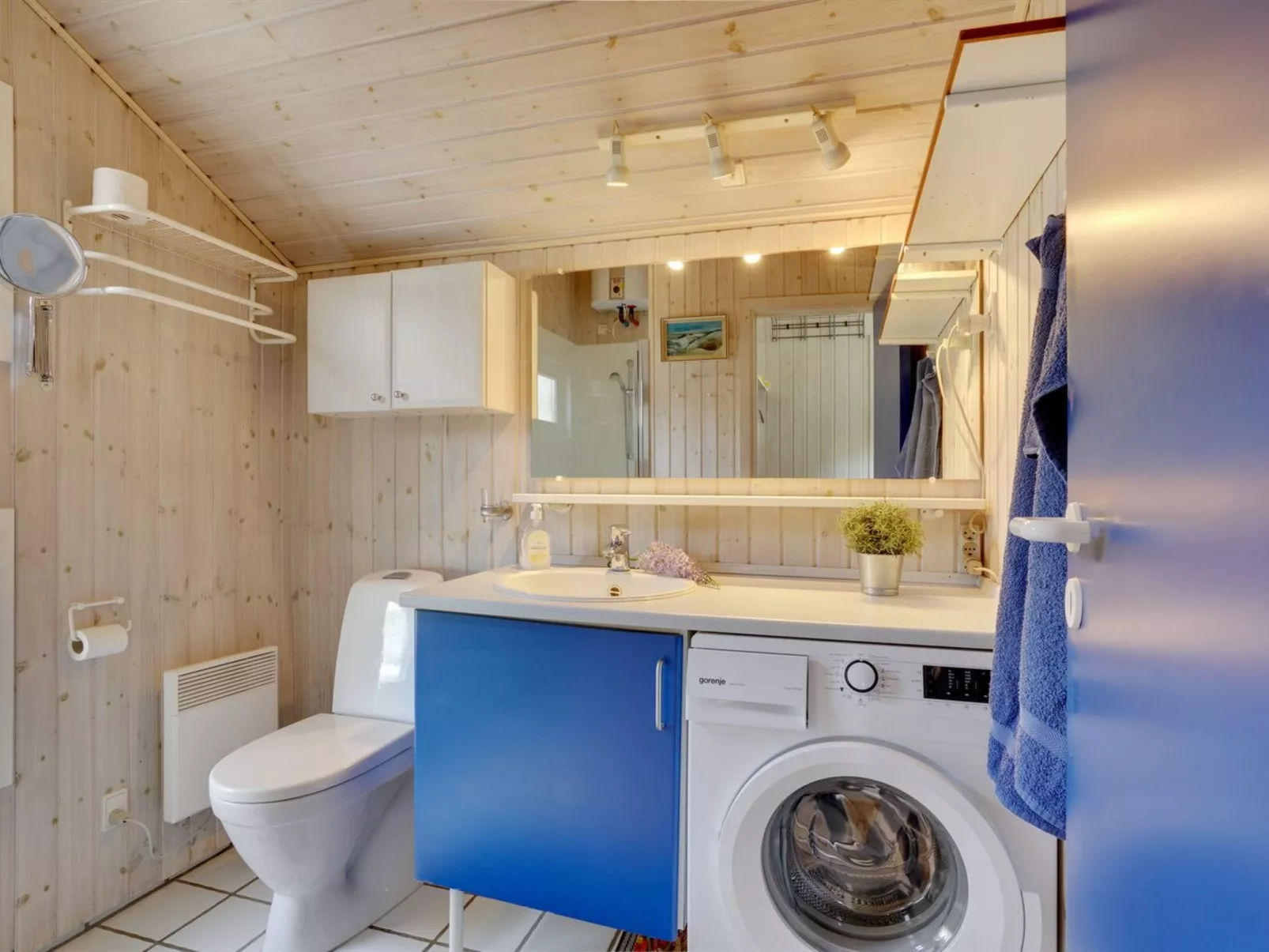 "Heimeram" - 150m from the sea-Dedans