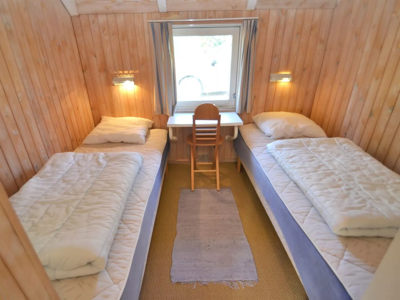 "Roulf" - 1.1km from the sea-Drinnen