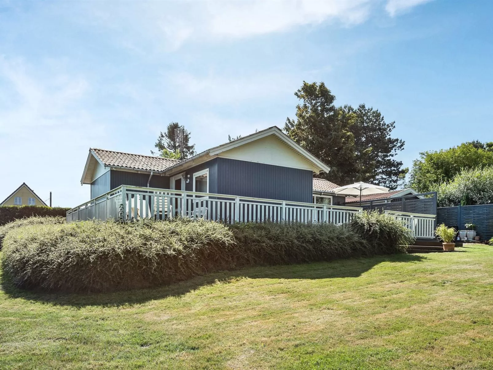 "Lillan" - 250m from the sea-Outside