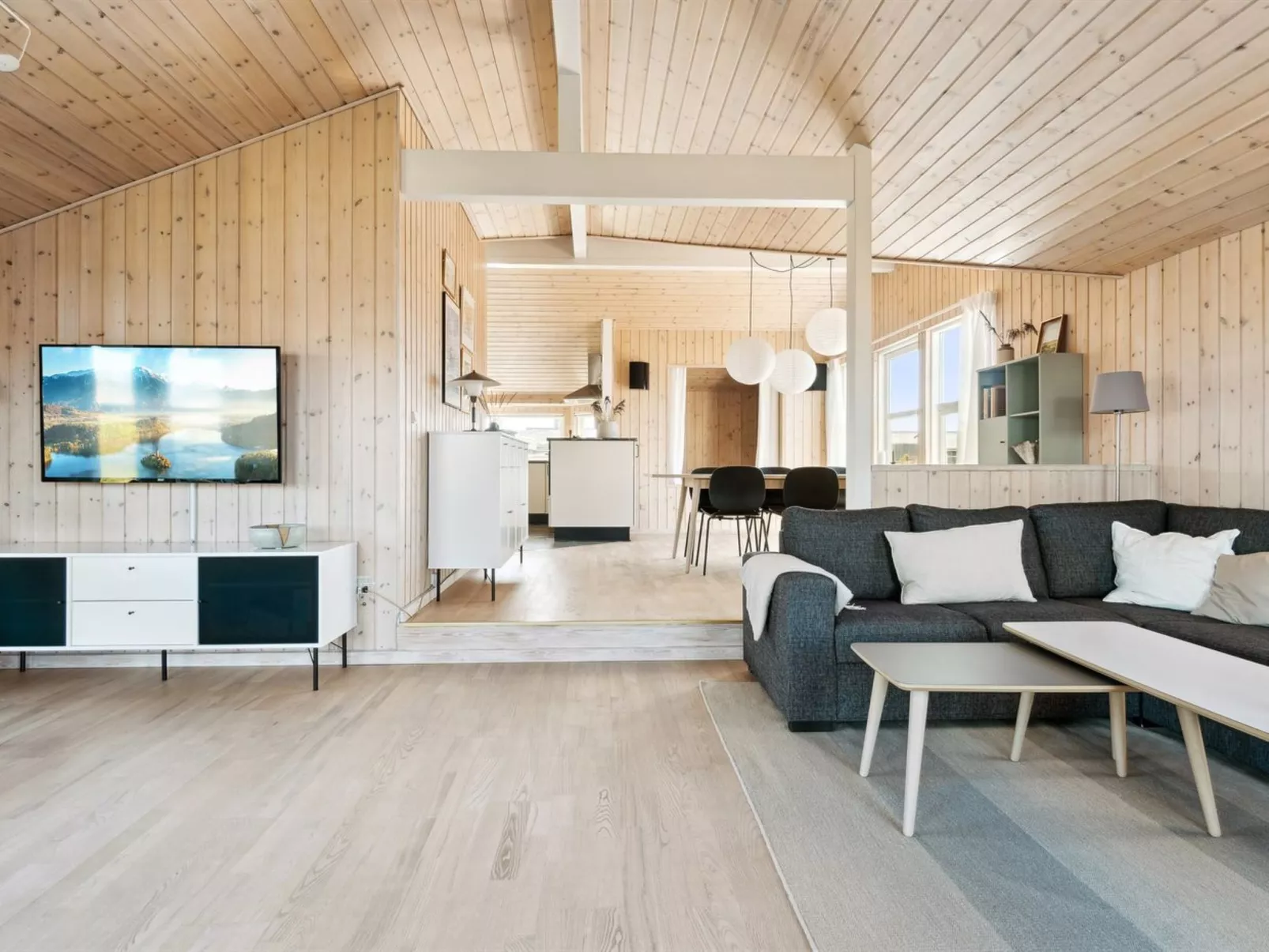 "Marissa" - 200m from the sea-Inside