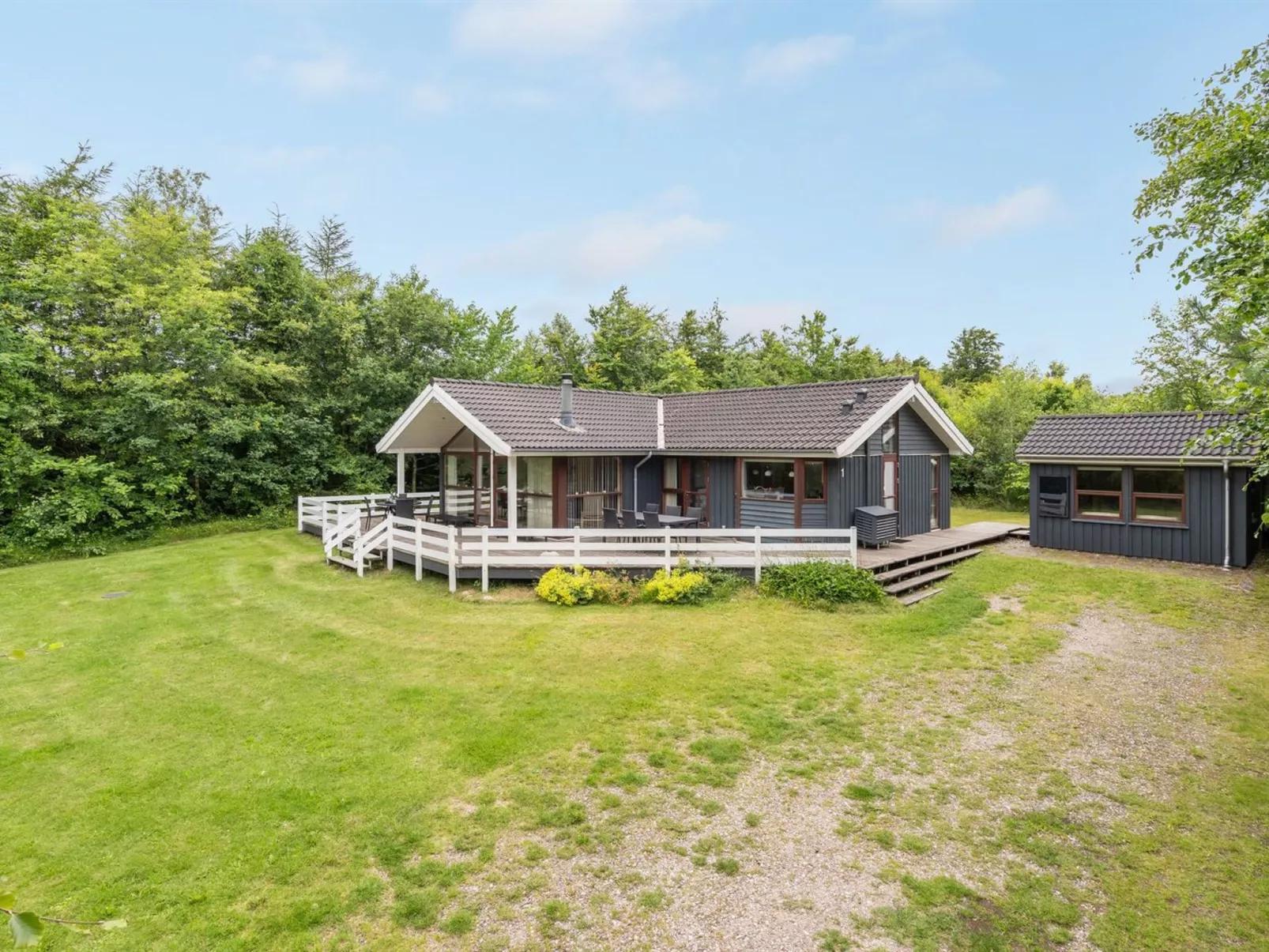 "Swarte" - 30km from the sea-Outside