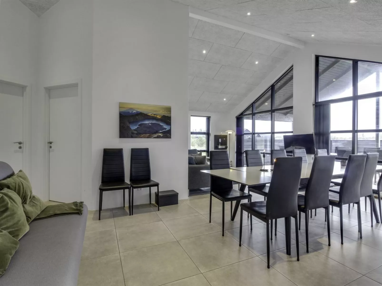 "Juho" - 900m from the sea-Inside