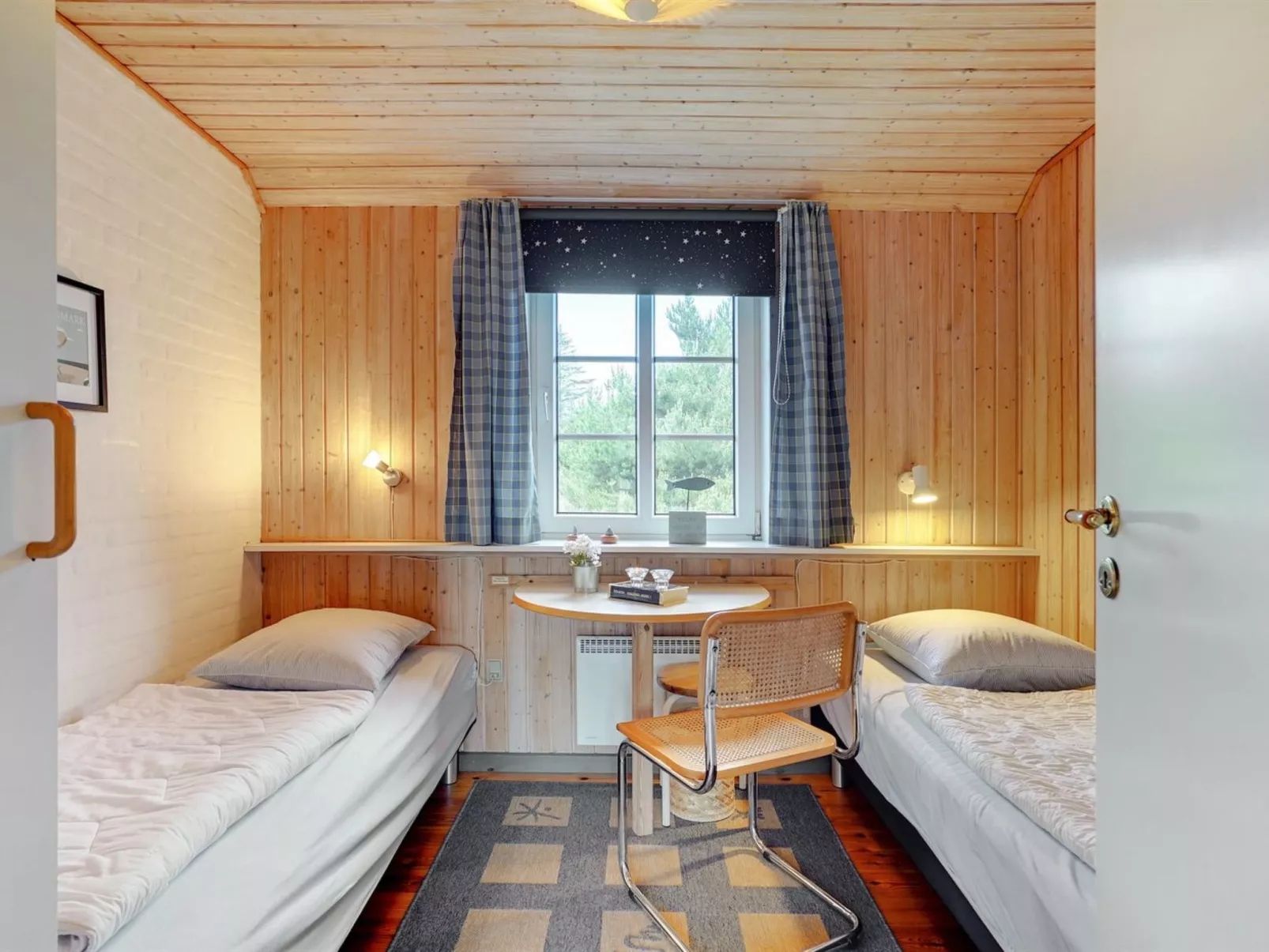 "Hakun" - 4km from the sea-Dedans