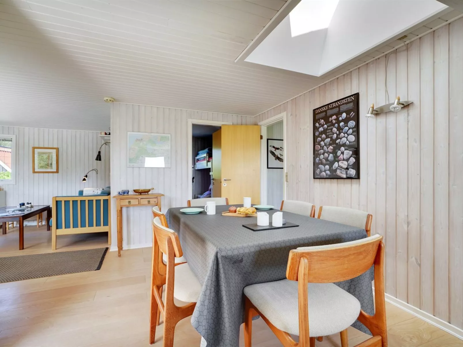 "Vuokko" - 400m from the sea-Inside