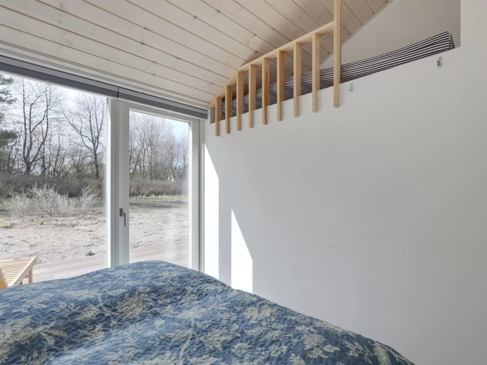 "Oke" - 350m from the sea-Drinnen