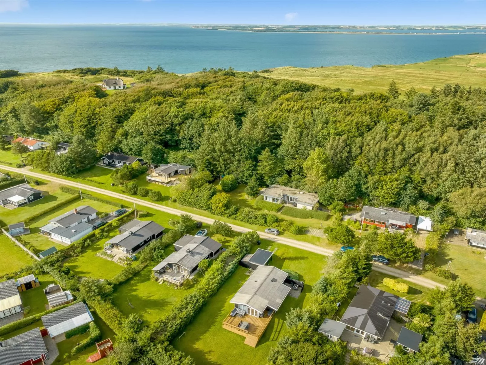 "Matilde" - 400m to the fjord-Outside