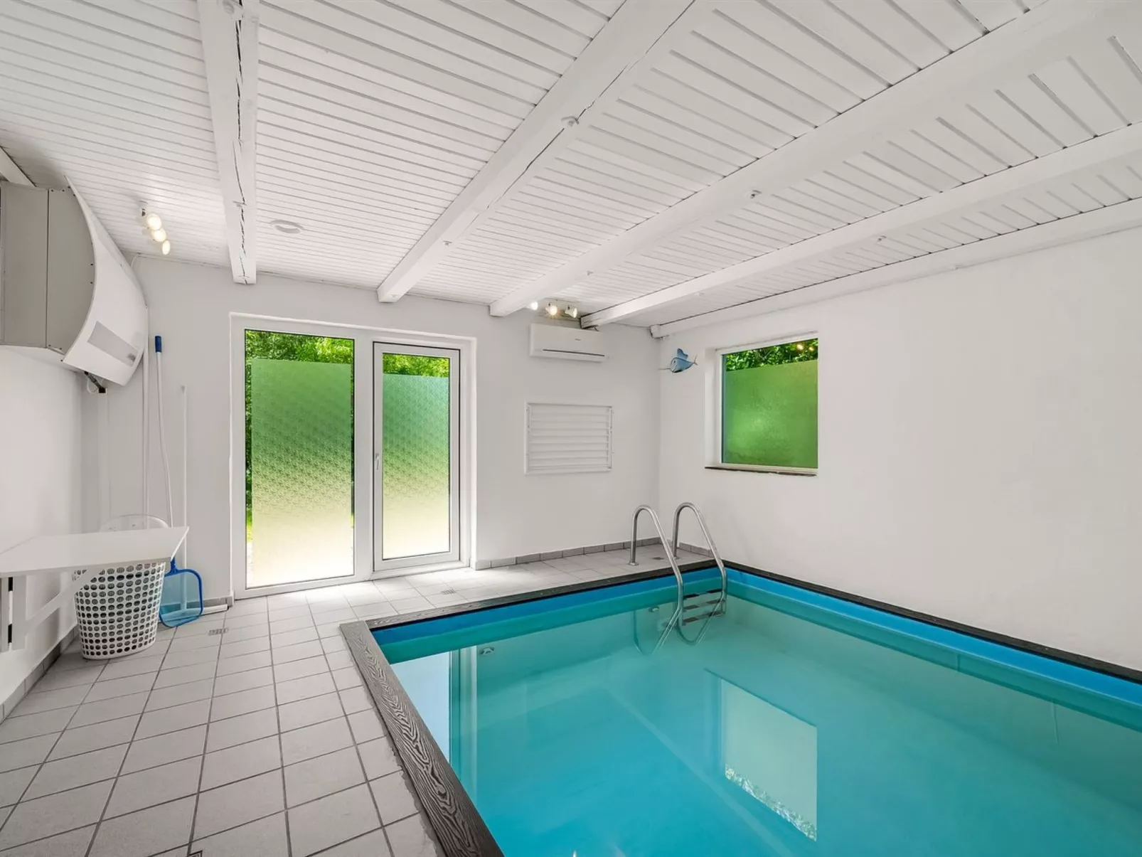 "Aarni" - 250m to the fjord-Outside