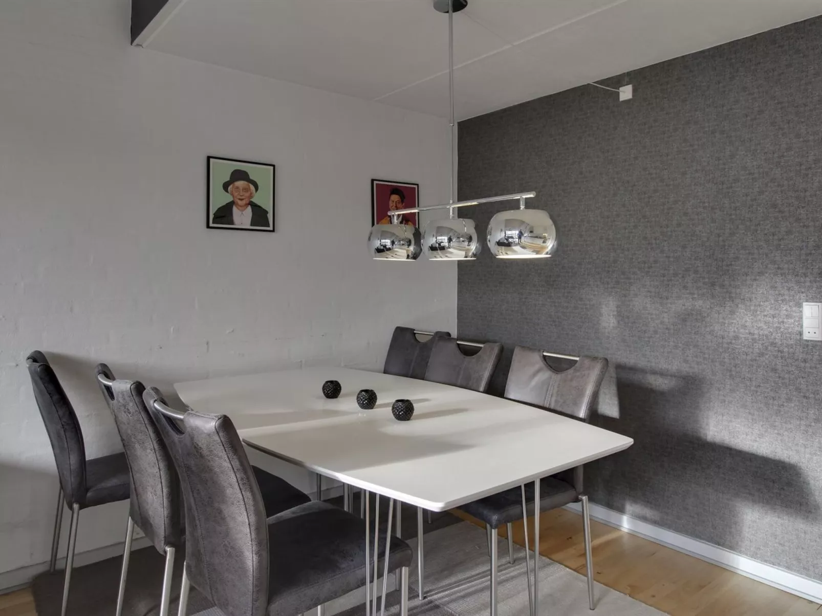 "Soufiane" - 100m from the sea-Inside