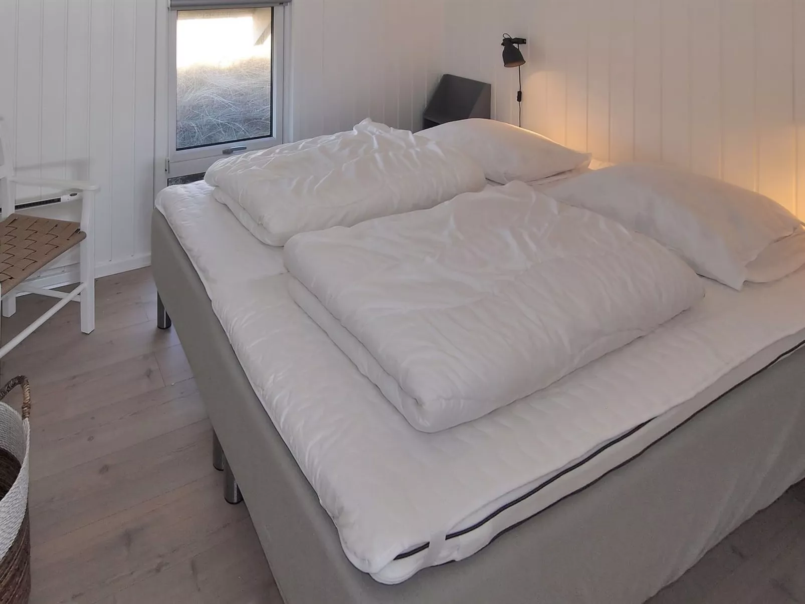 "Sightrygg" -  from the sea-Dedans