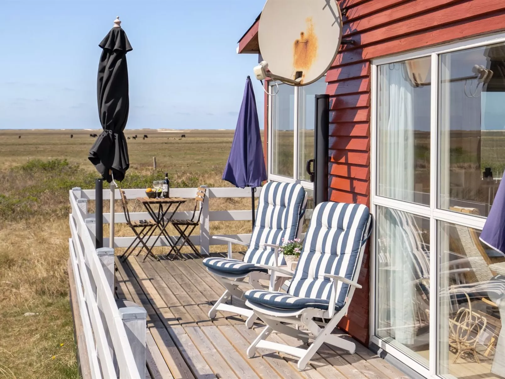 "Blomma" - 350m from the sea-Draußen