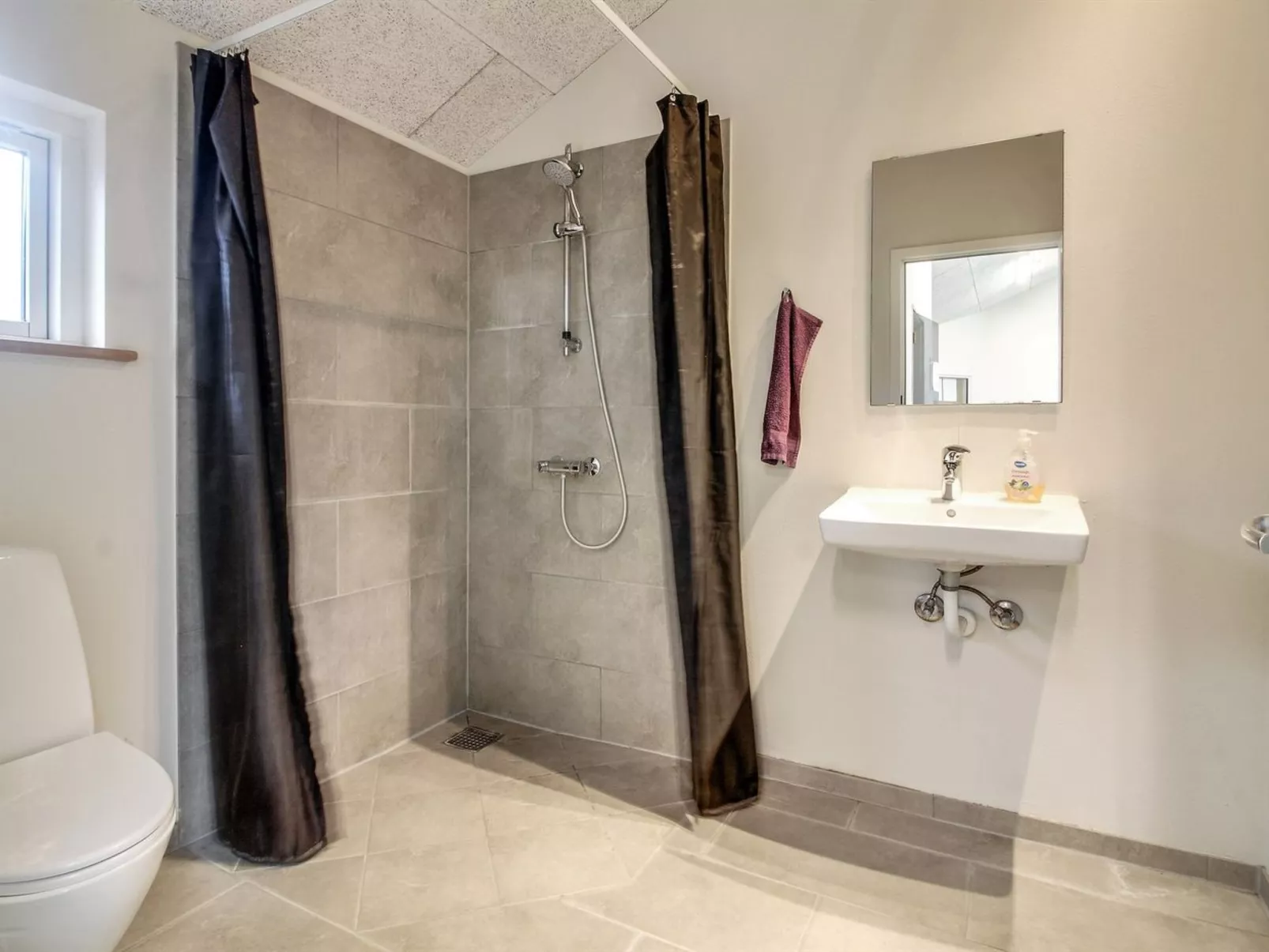 "Clea" - 200m from the sea-Inside