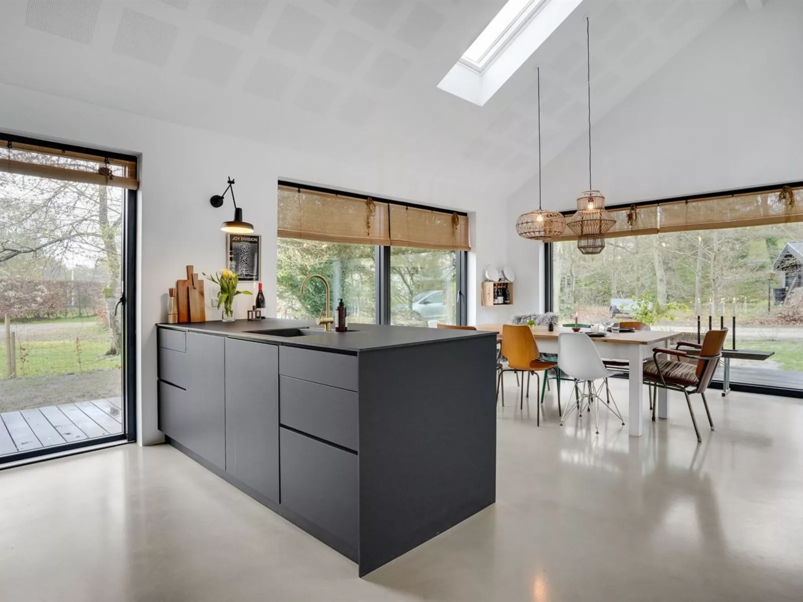 "Michael" - 400m from the sea-Drinnen