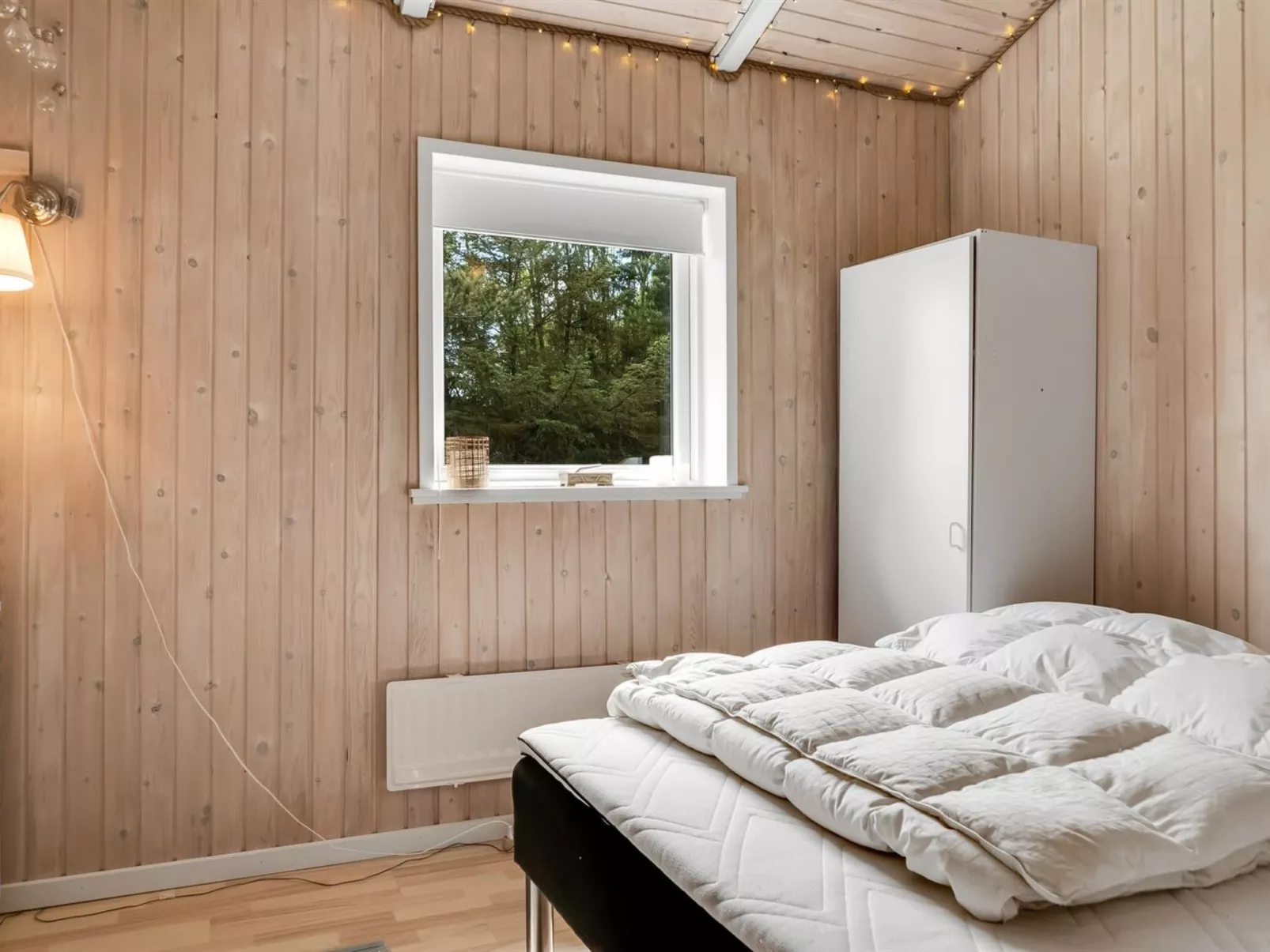 "Aja" - 900m from the sea-Drinnen