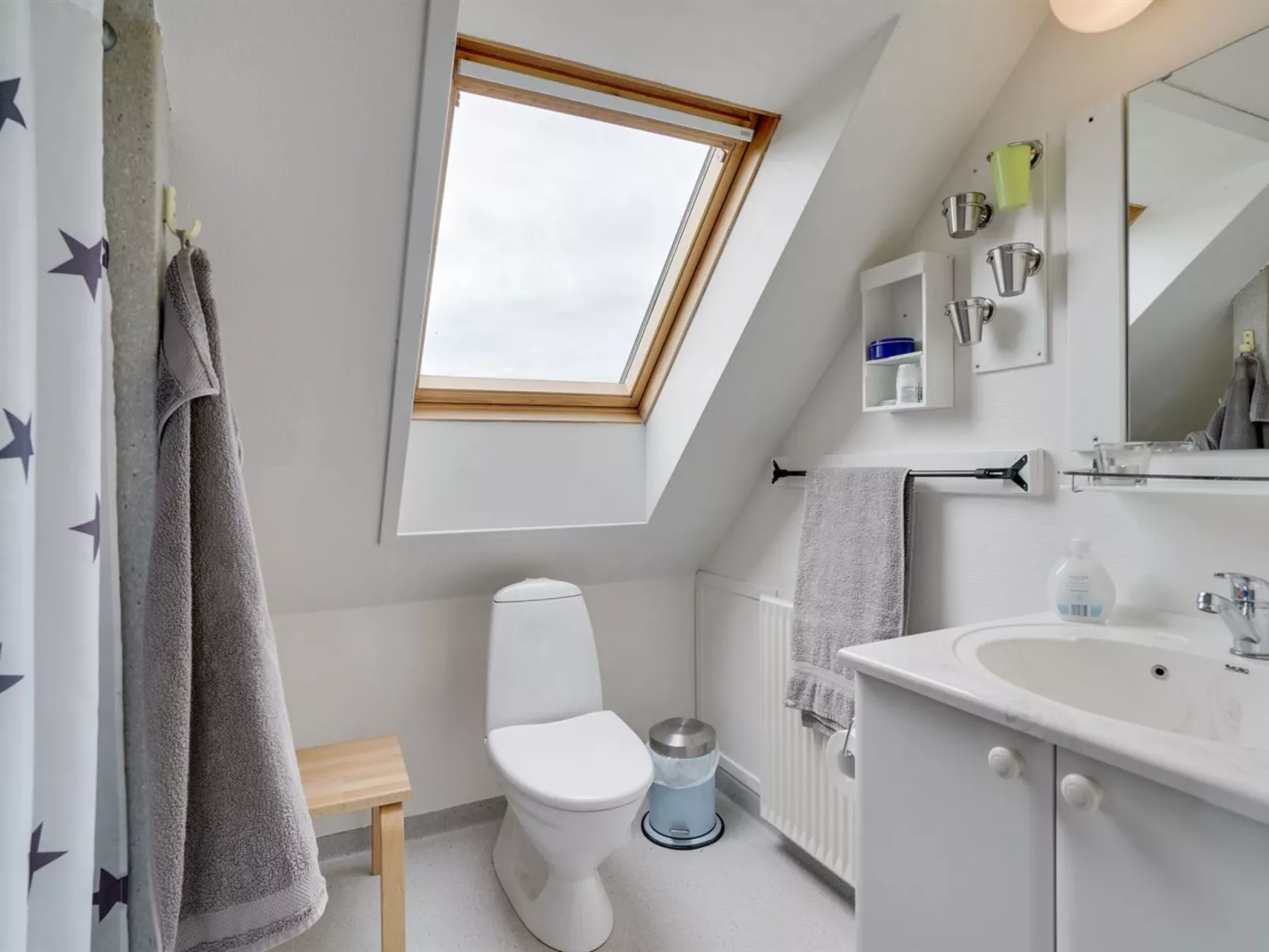 "Nevis" - 1.5km from the sea-Inside