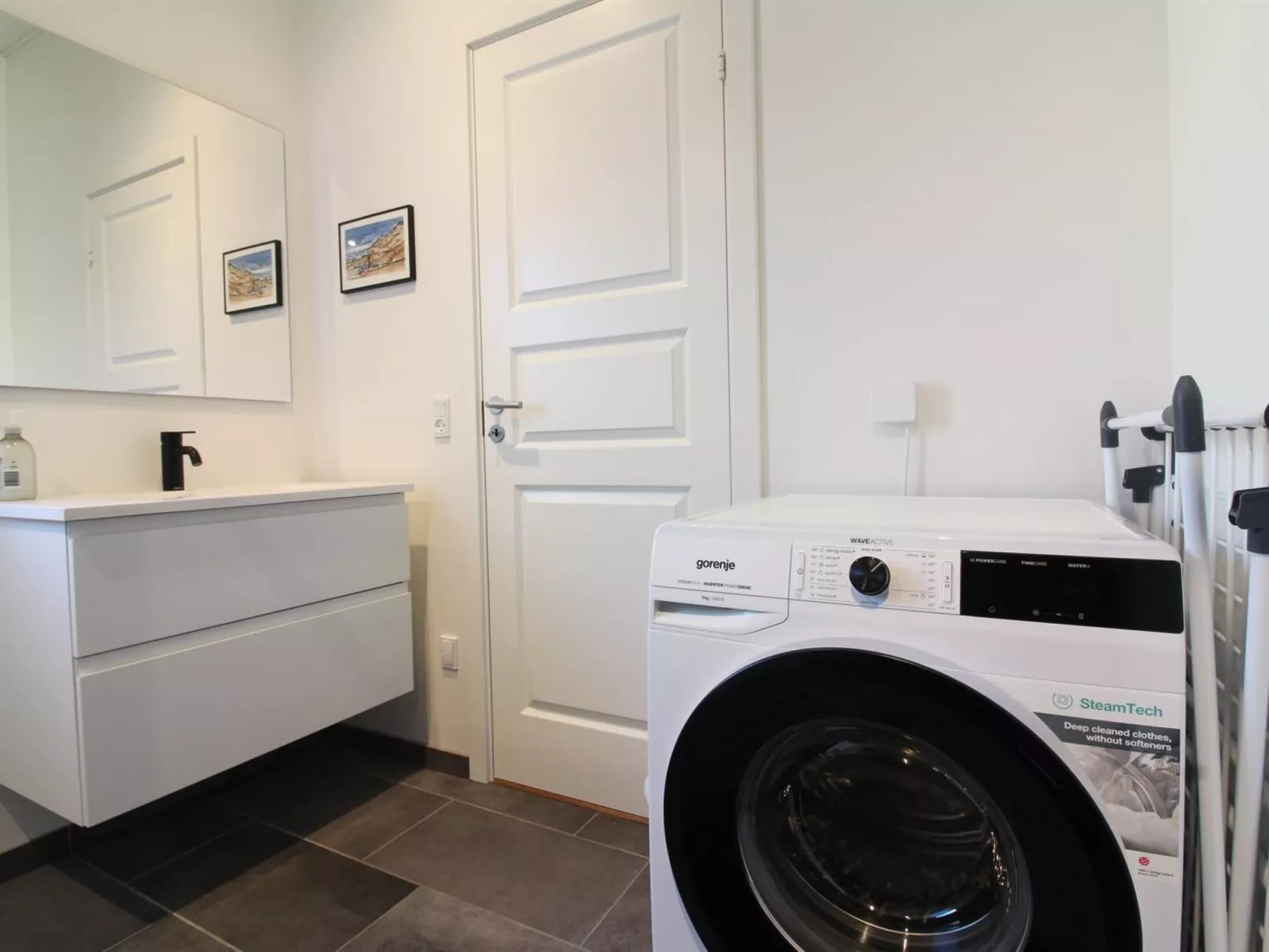 "Kamp" - 700m from the sea-Dedans