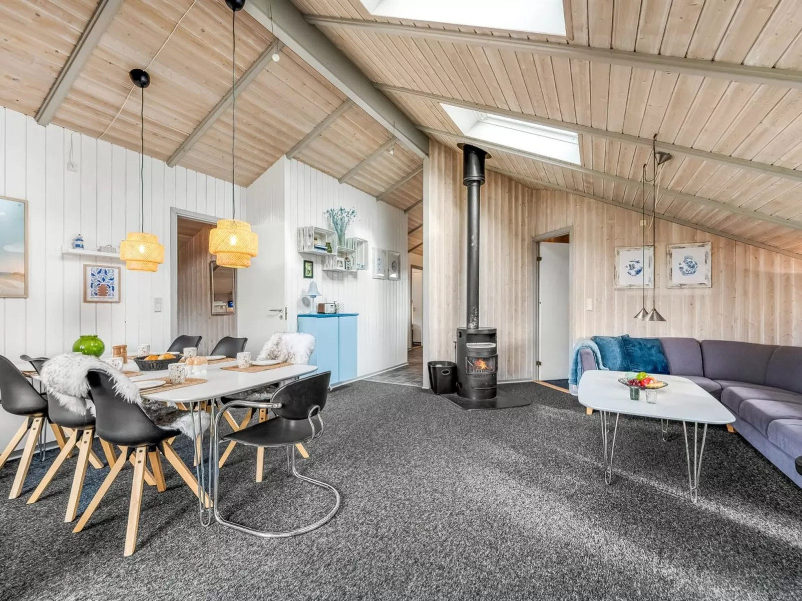 "Marisol" - 600m to the fjord-Inside