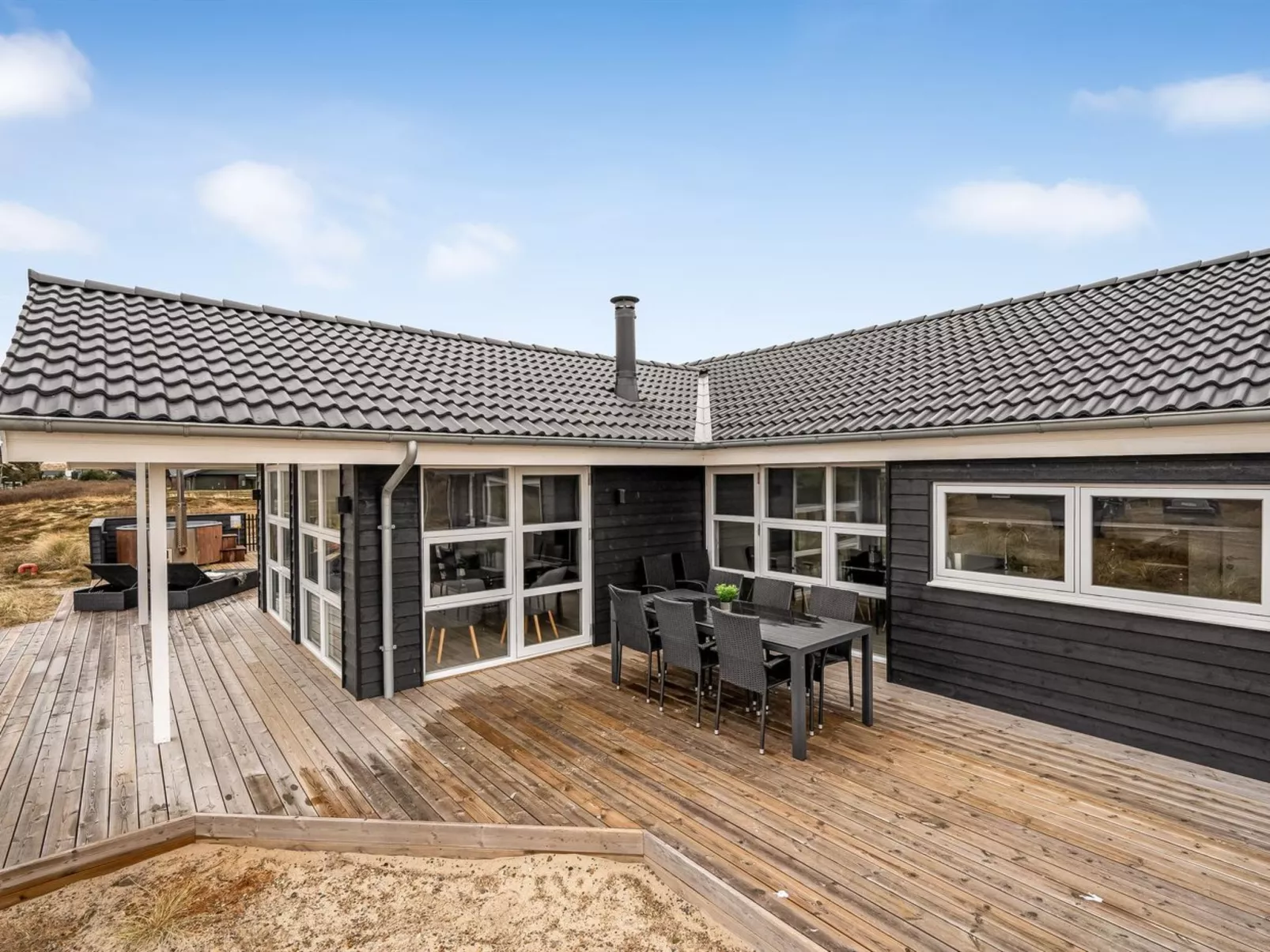 "Tola" - 450m from the sea-Draußen