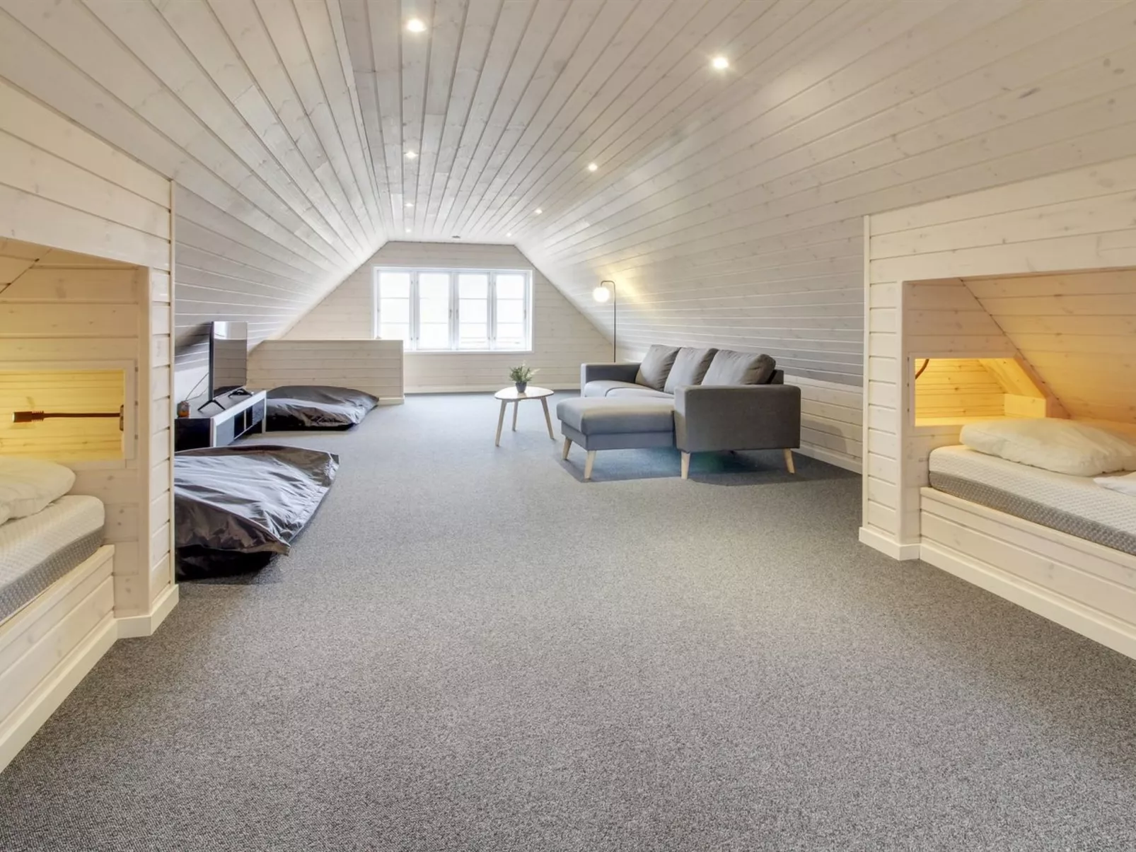 "Madalena" - 2.8km from the sea-Inside