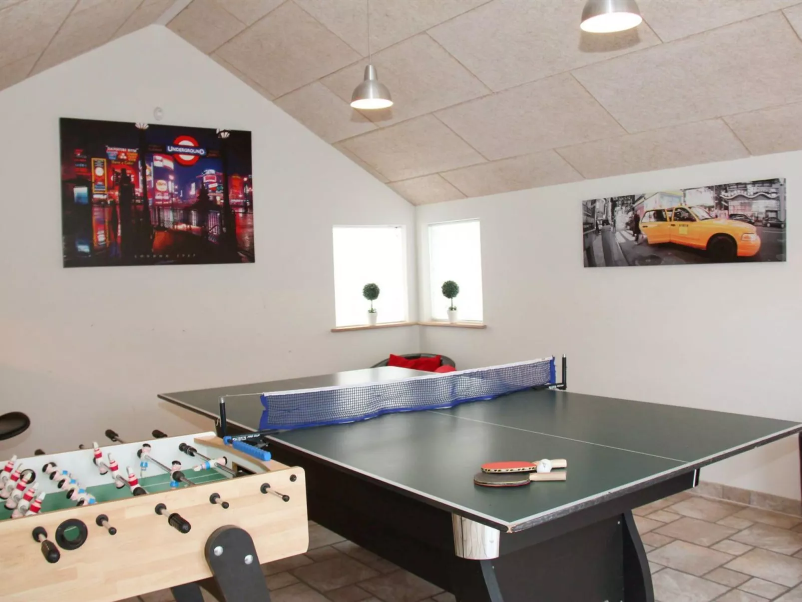 "Steen" - 800m from the sea-Drinnen