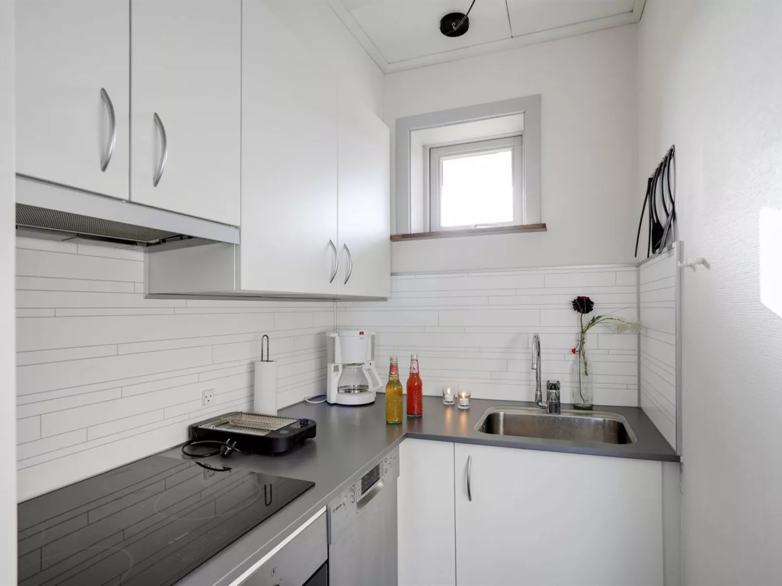 "Ramona" - 10m from the sea-Drinnen