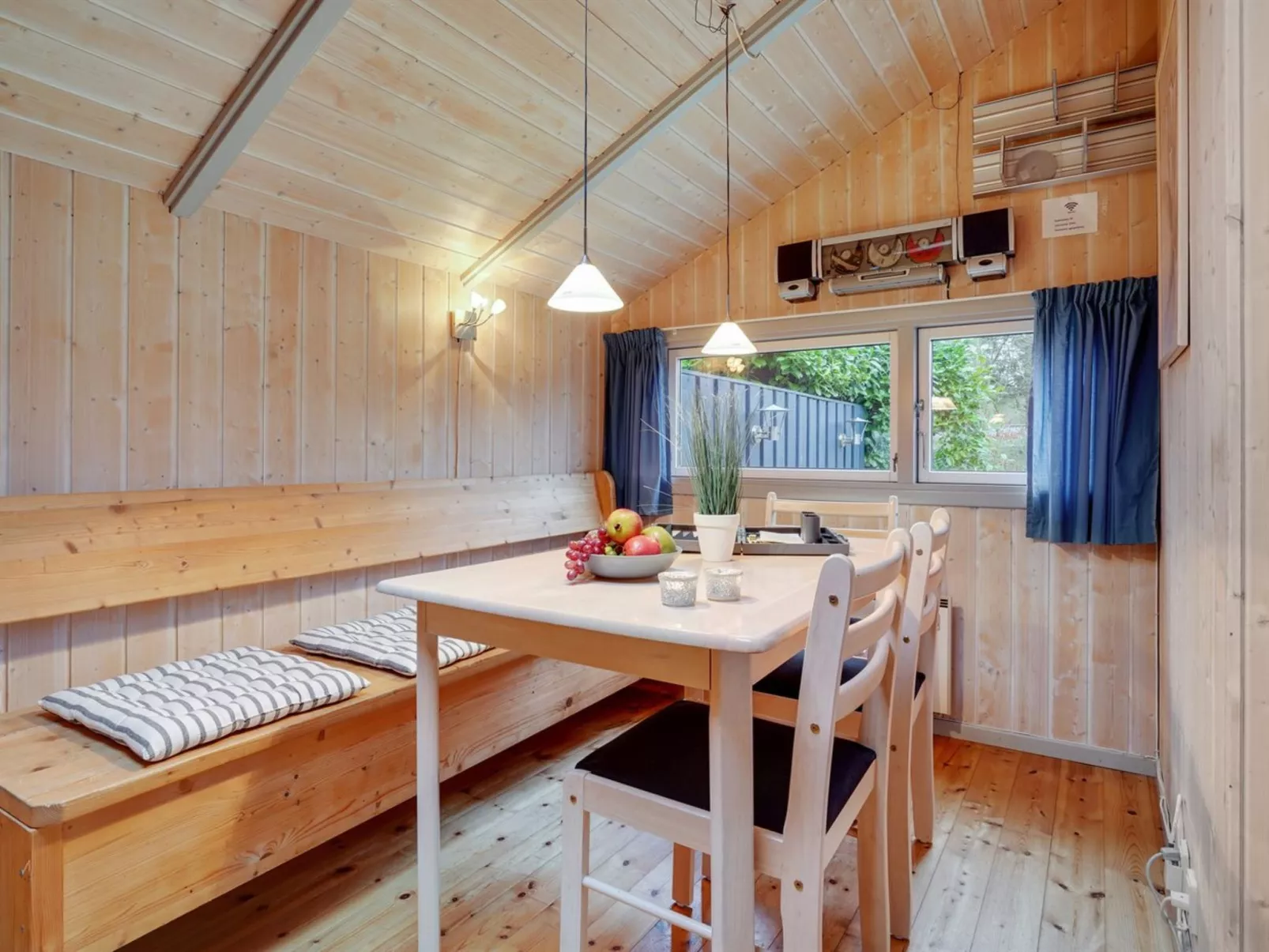 "Athislus" - 30km from the sea-Inside