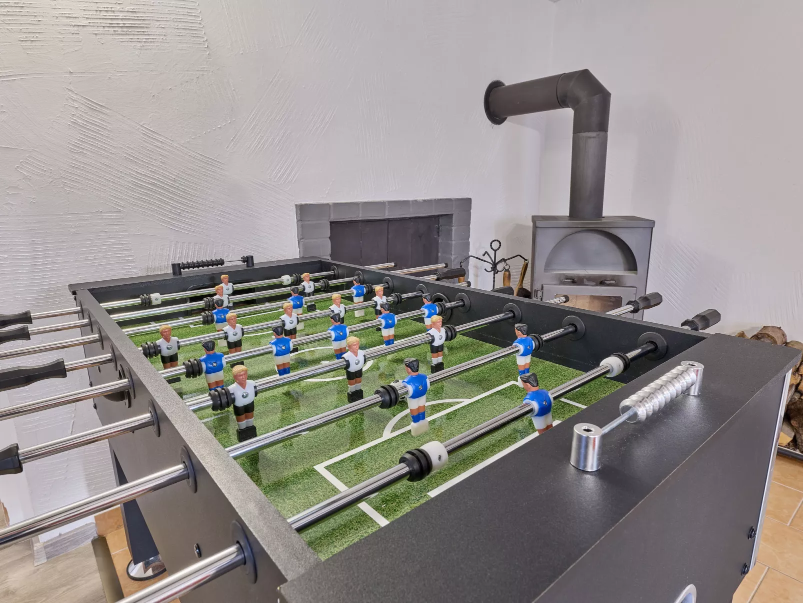 Leisure Lounge & Pool-Inside