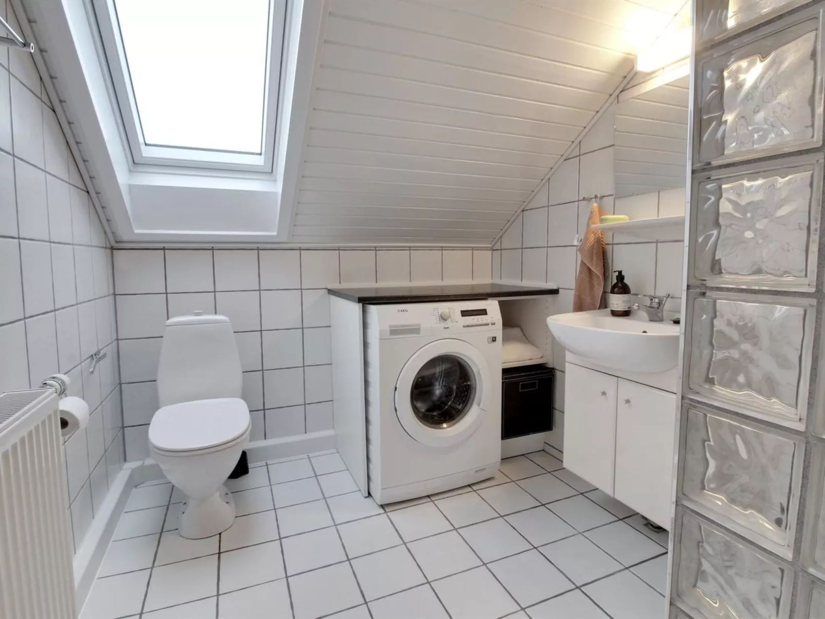 "Aslef" - 2.3km from the sea-Dedans