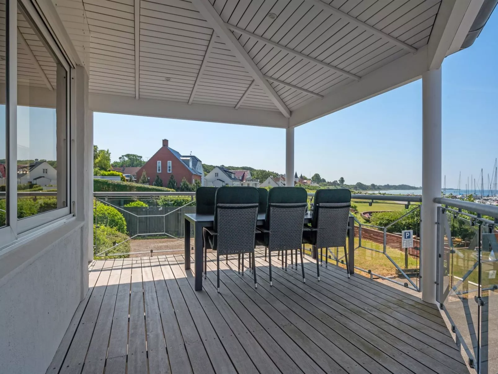 "Irma" - 25m from the sea-Outside