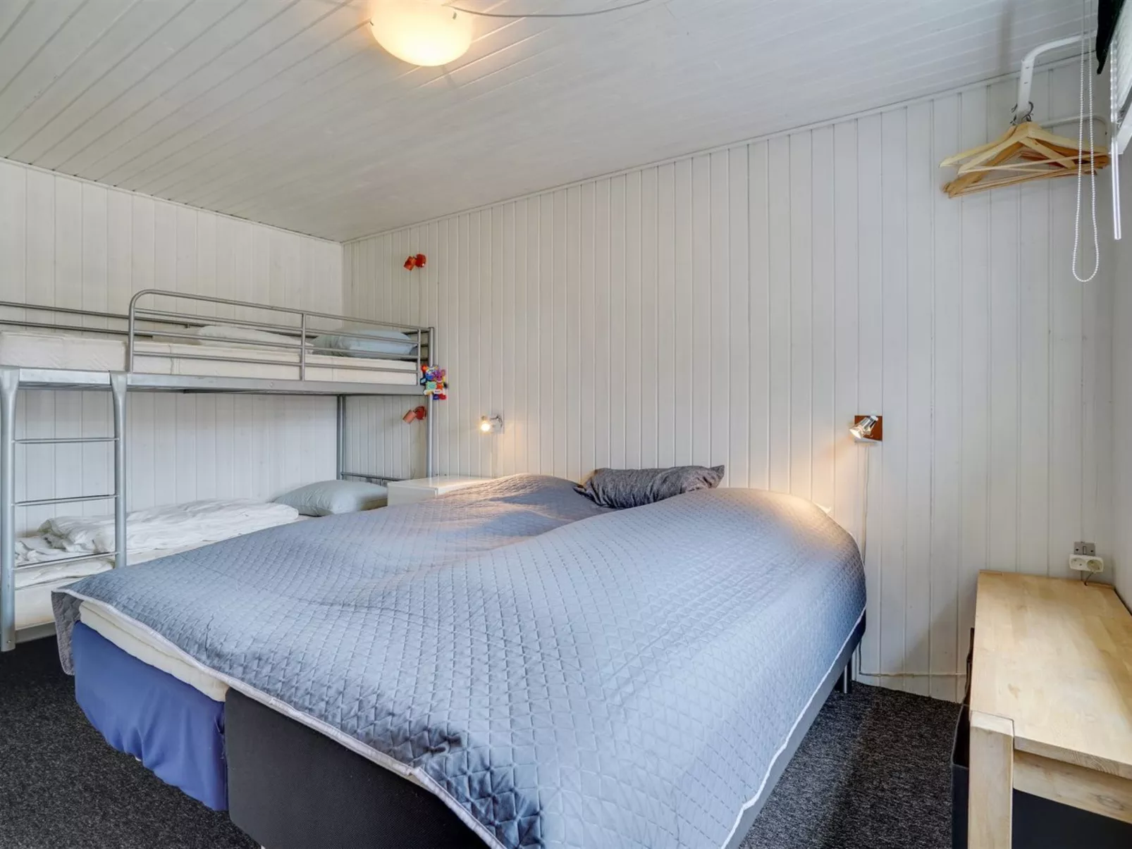 "Sigurd" - 20m from the sea-Inside