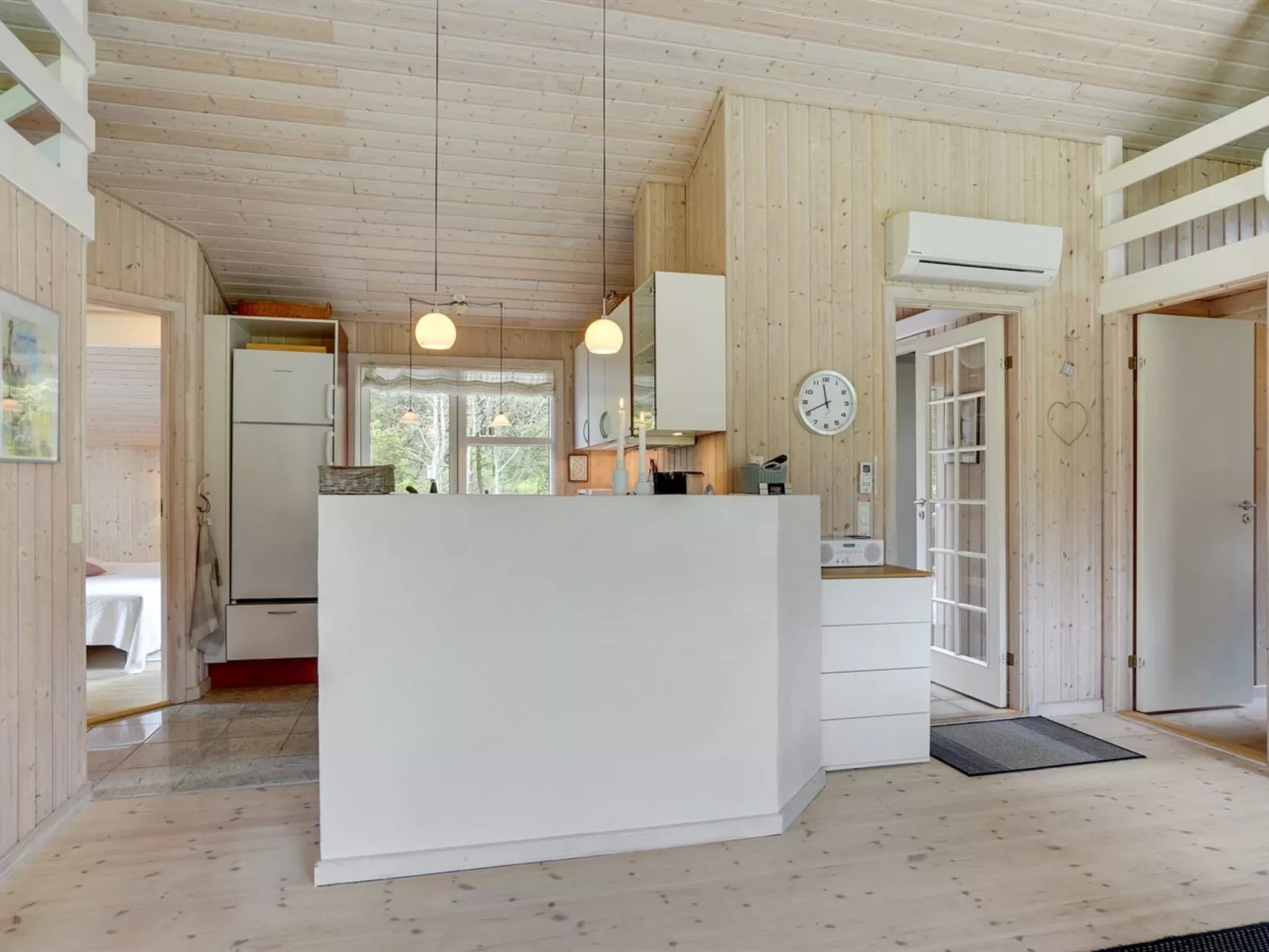 "Jara" - 700m from the sea-Drinnen