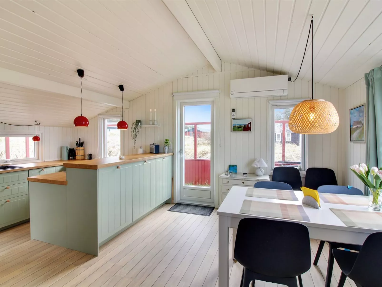 "Marius" - 200m from the sea-Dedans