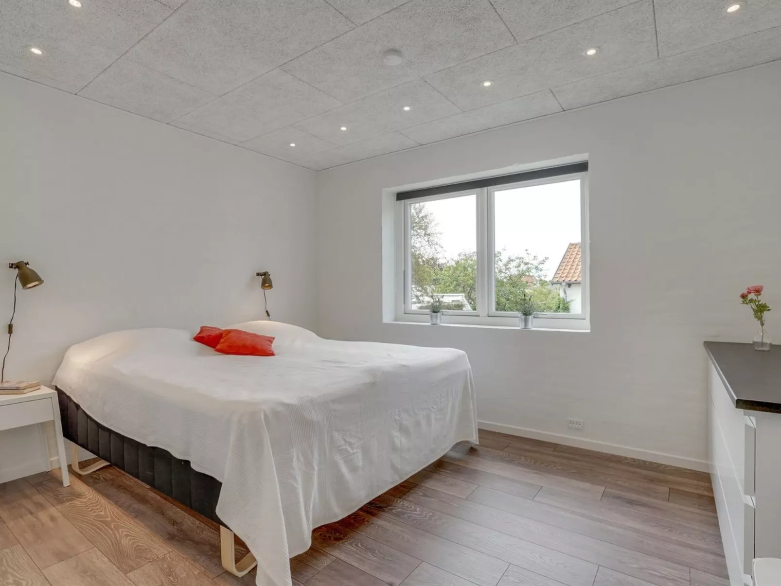 "Teodosij" - 1.1km from the sea-Inside