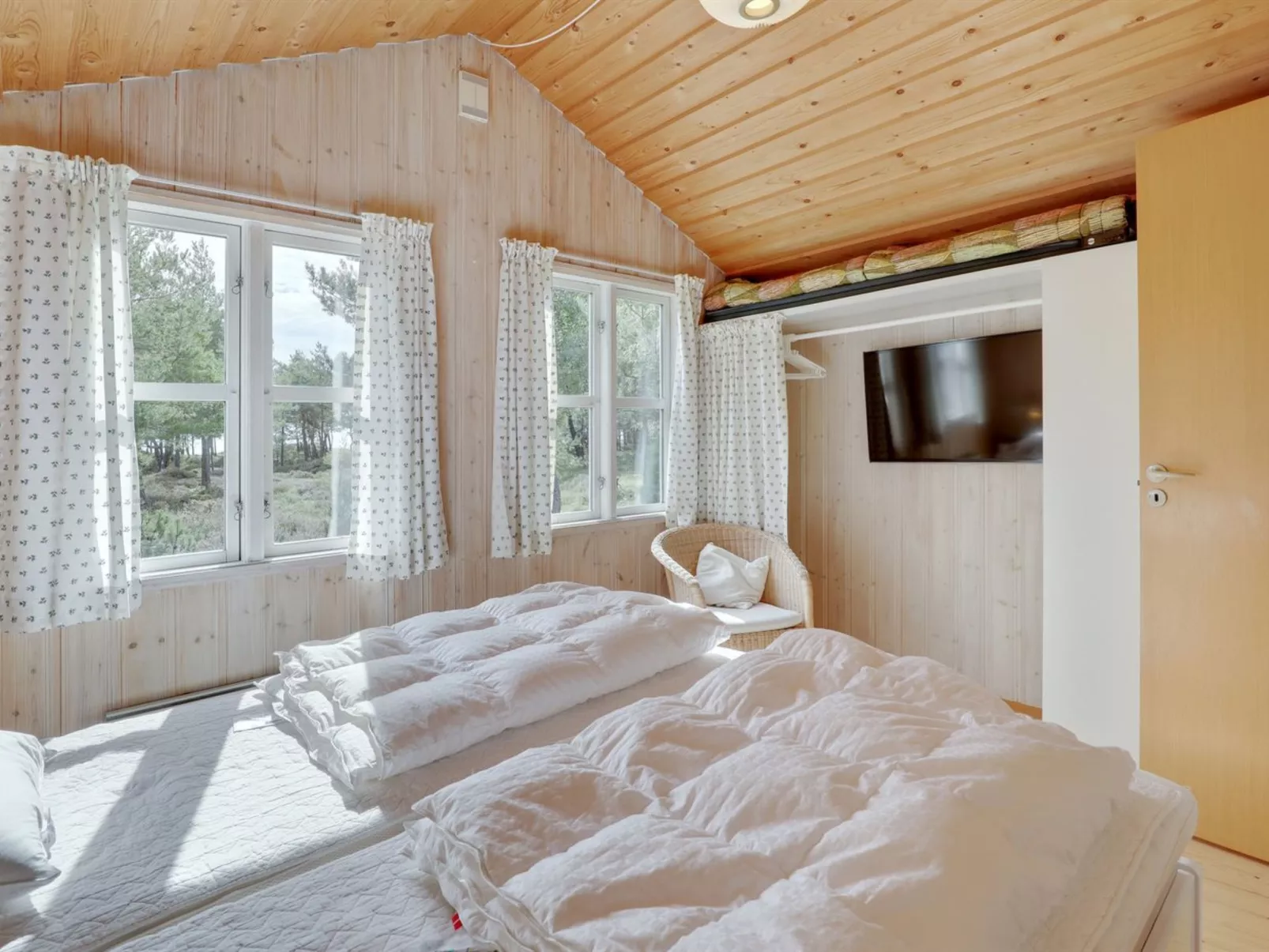 "Læff" - 50m from the sea-Drinnen