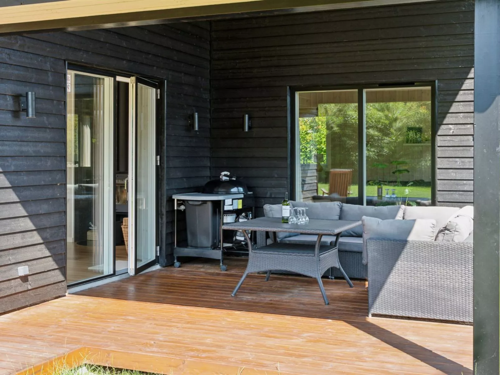 "Hasten" - 600m from the sea-Outside